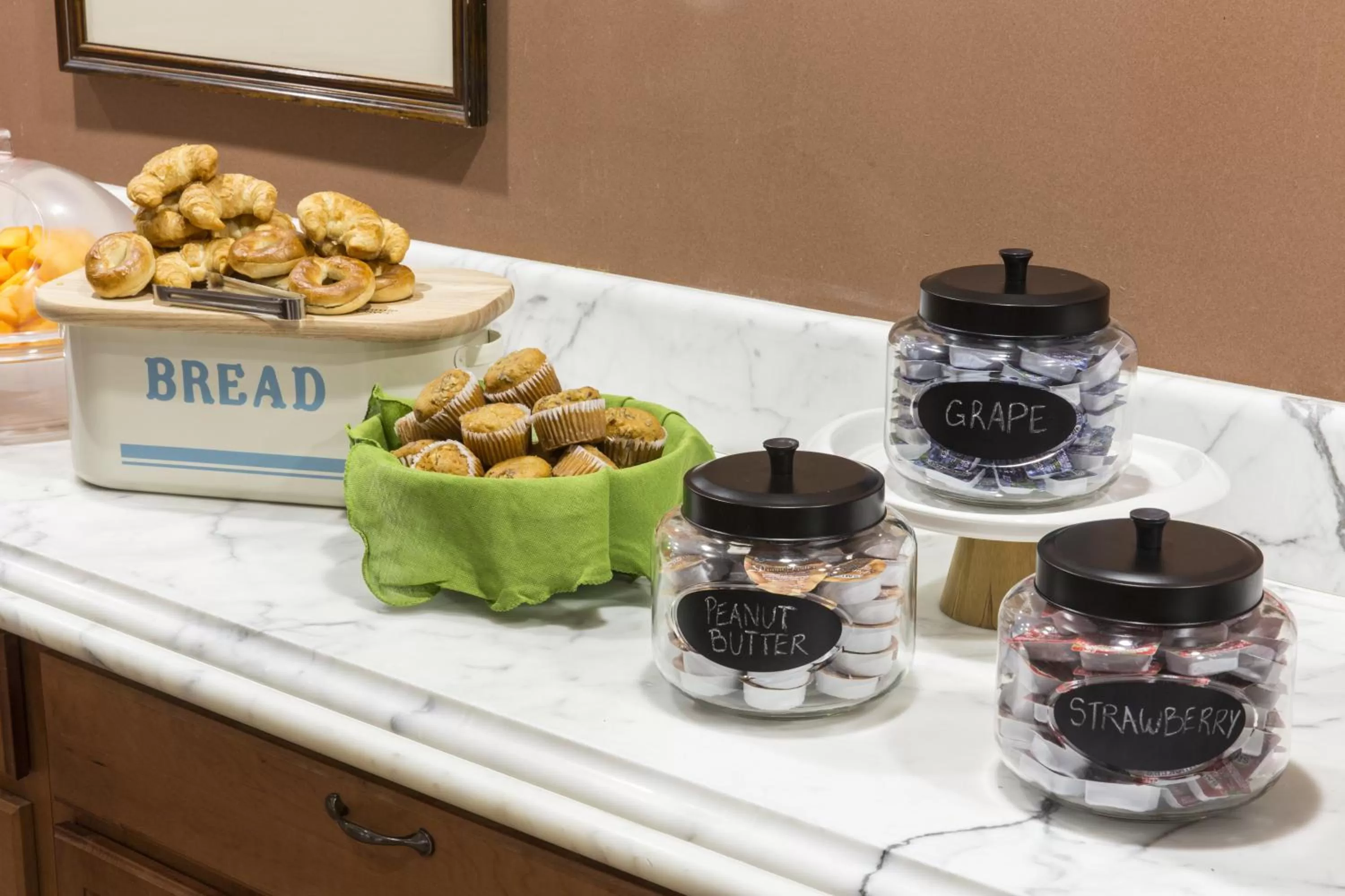 Breakfast in Campbell Inn Hotel