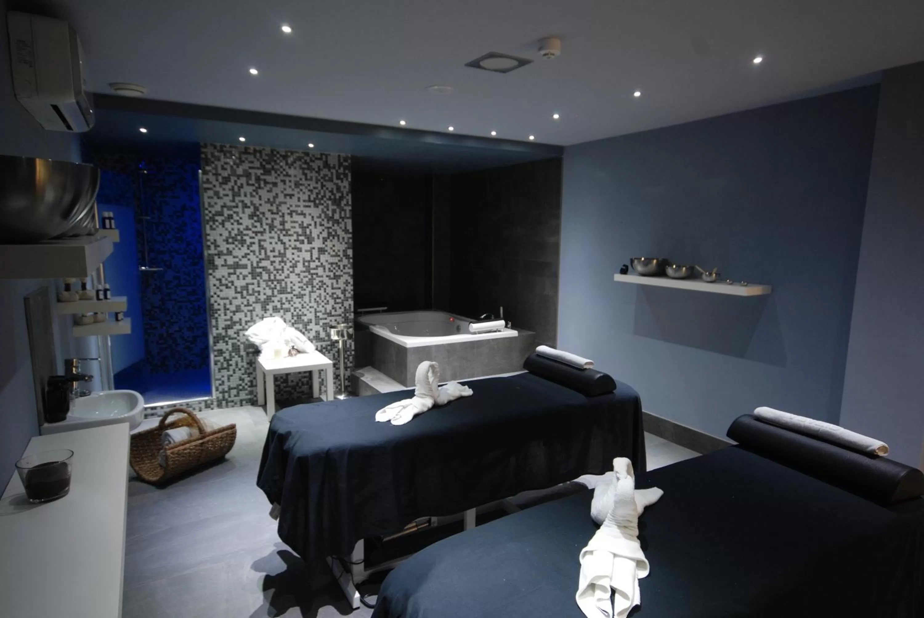 Spa and wellness centre/facilities, Bed in Hotel & Spa Real Jaca