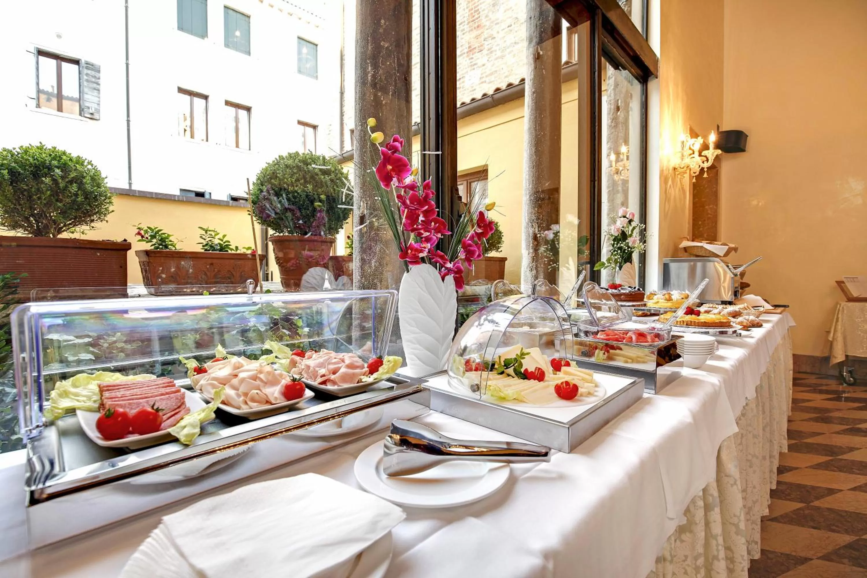 Food and drinks in Hotel Donà Palace