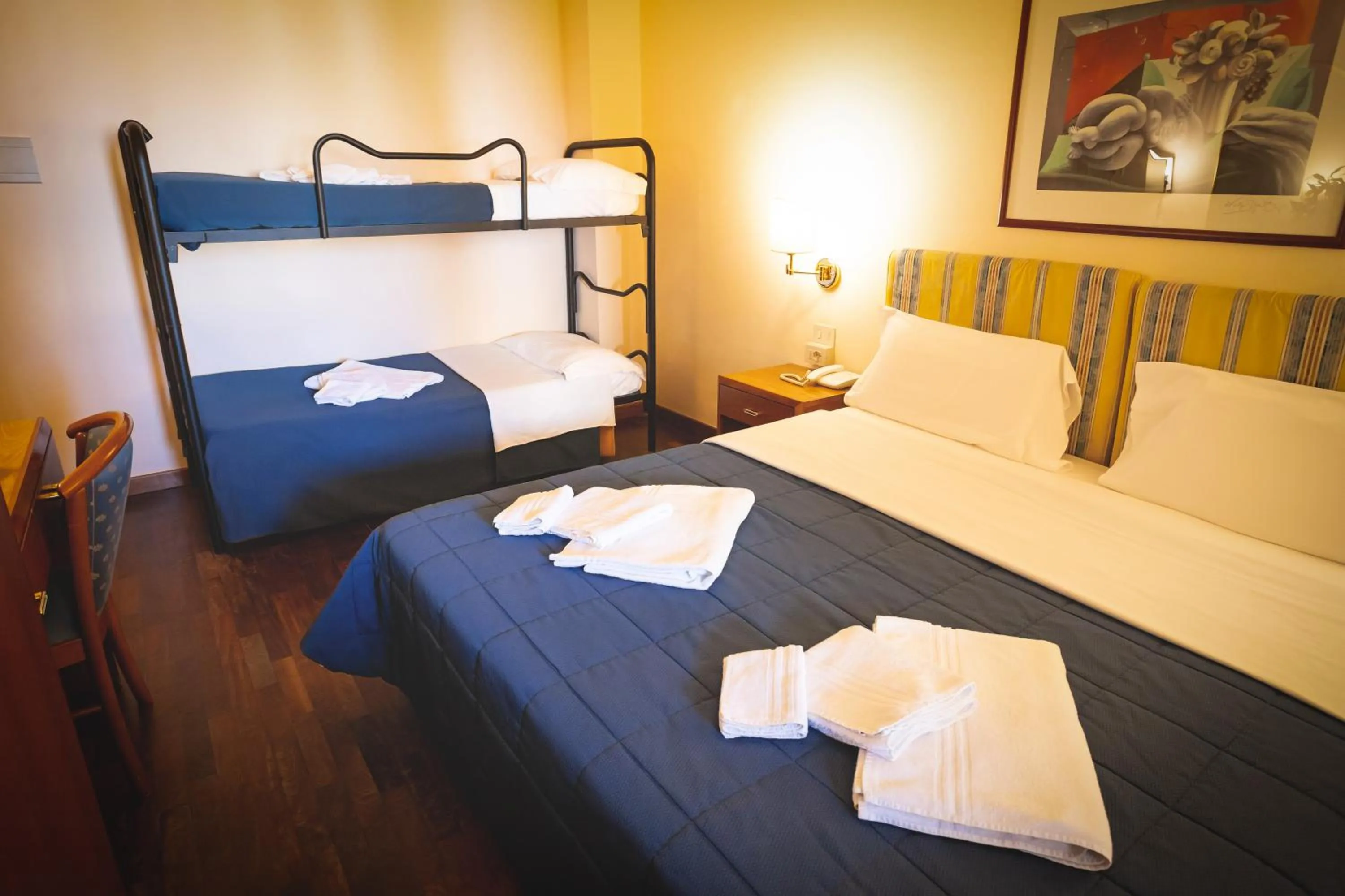 Bedroom, Bed in Hotel Posta