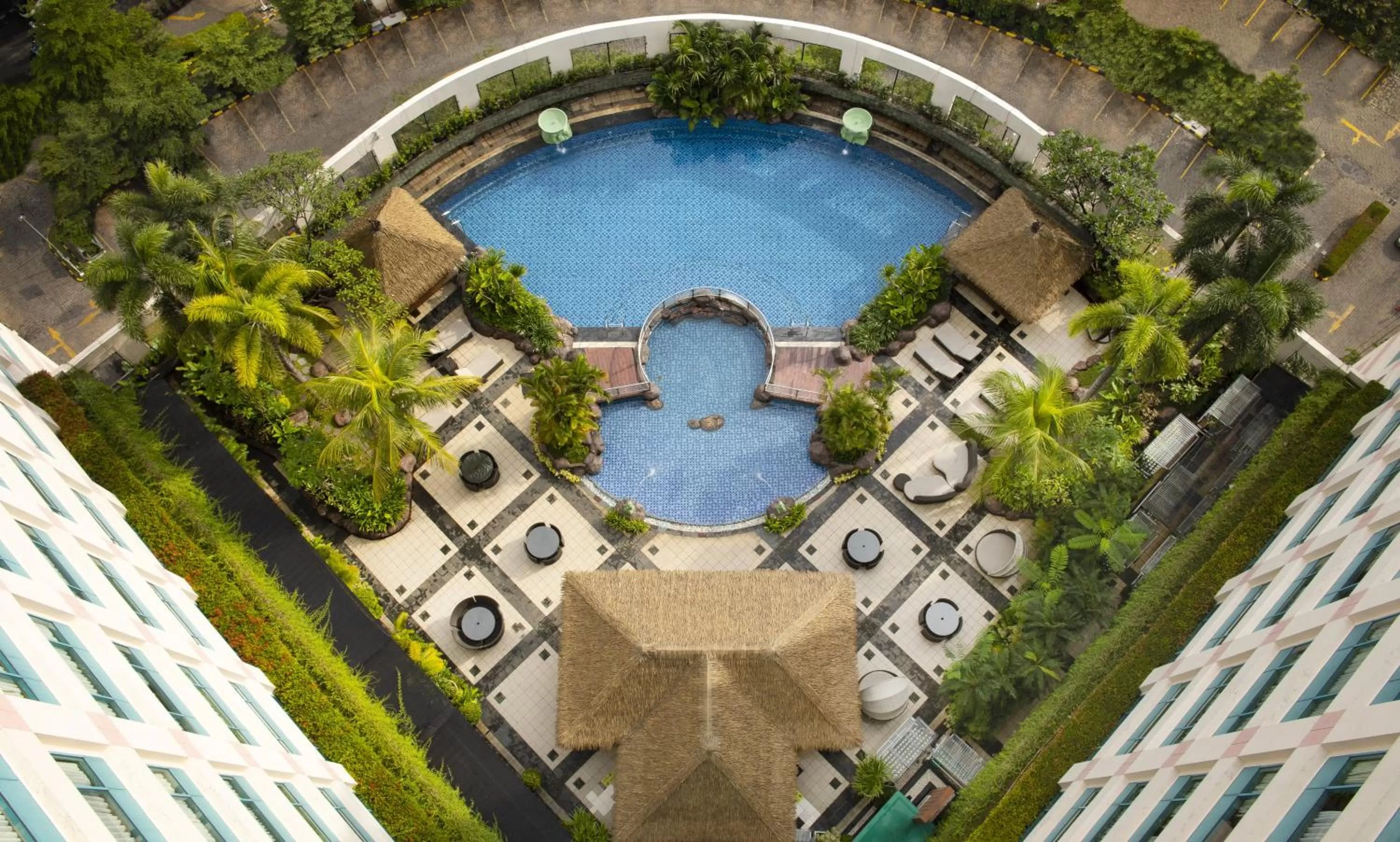 Swimming pool in Hotel Ciputra Jakarta managed by Swiss-Belhotel International