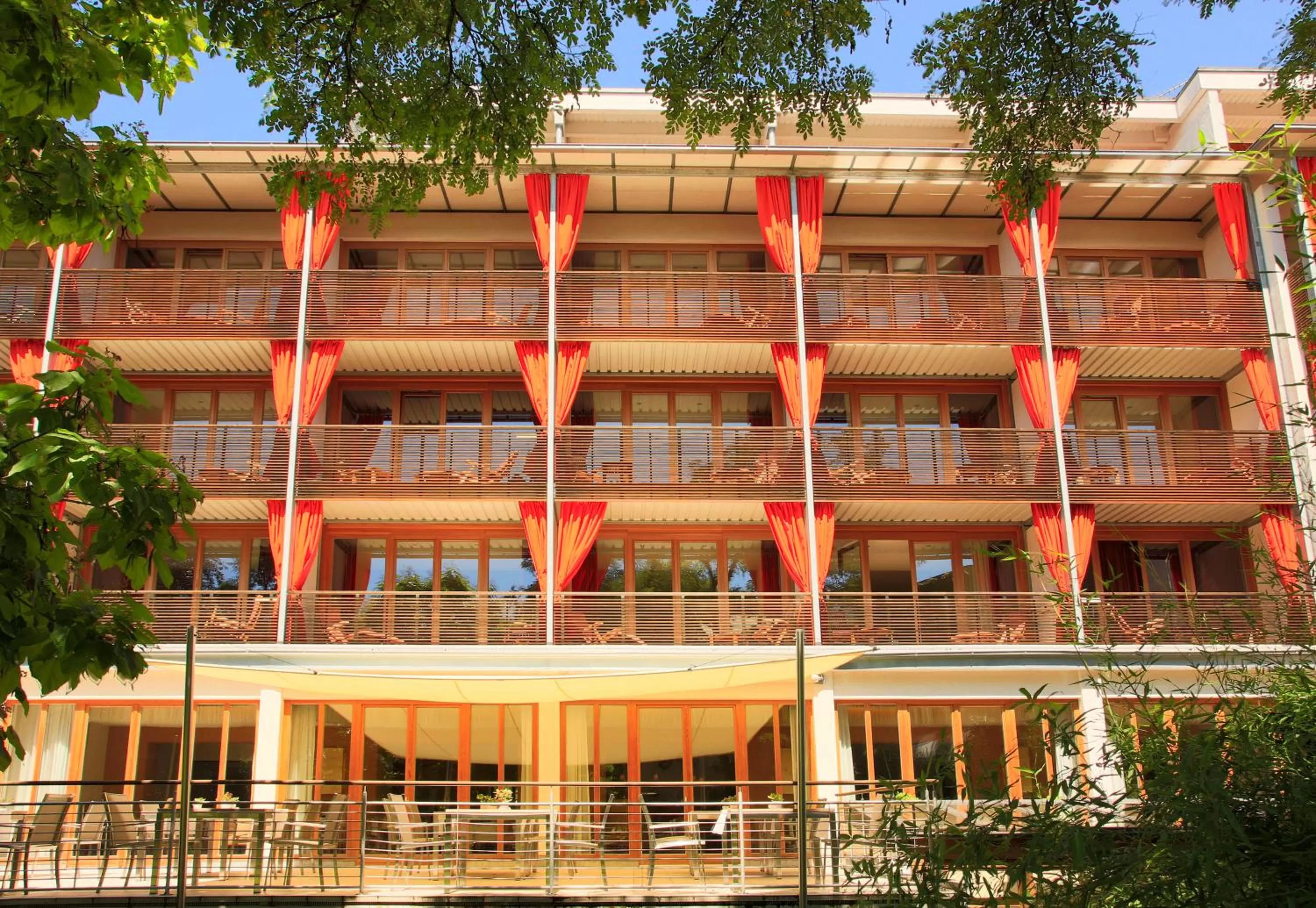 Patio in Bio Thermalhotel Falkenhof
