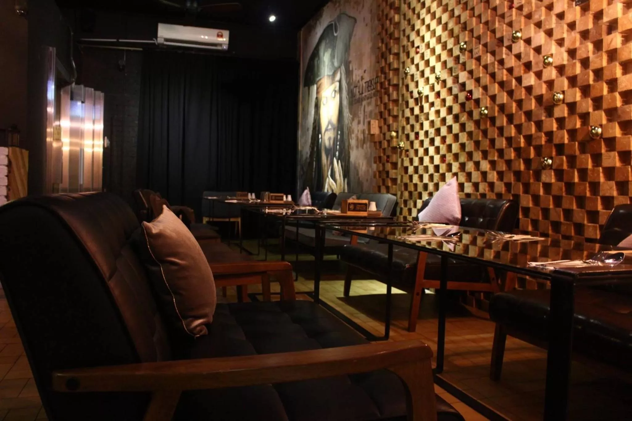 Restaurant/places to eat in Kim Haus Loft