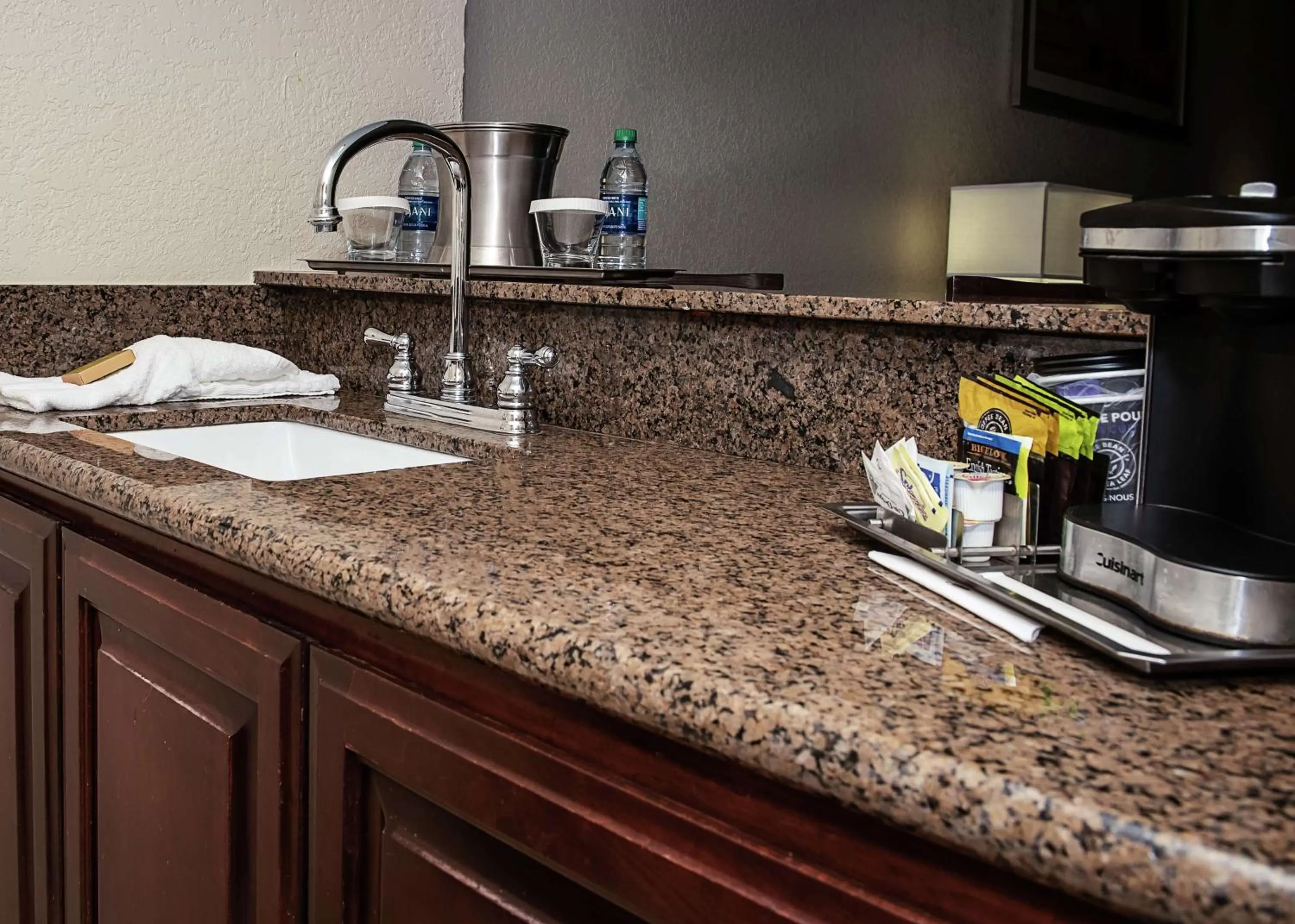 Bedroom in DoubleTree by Hilton Lafayette