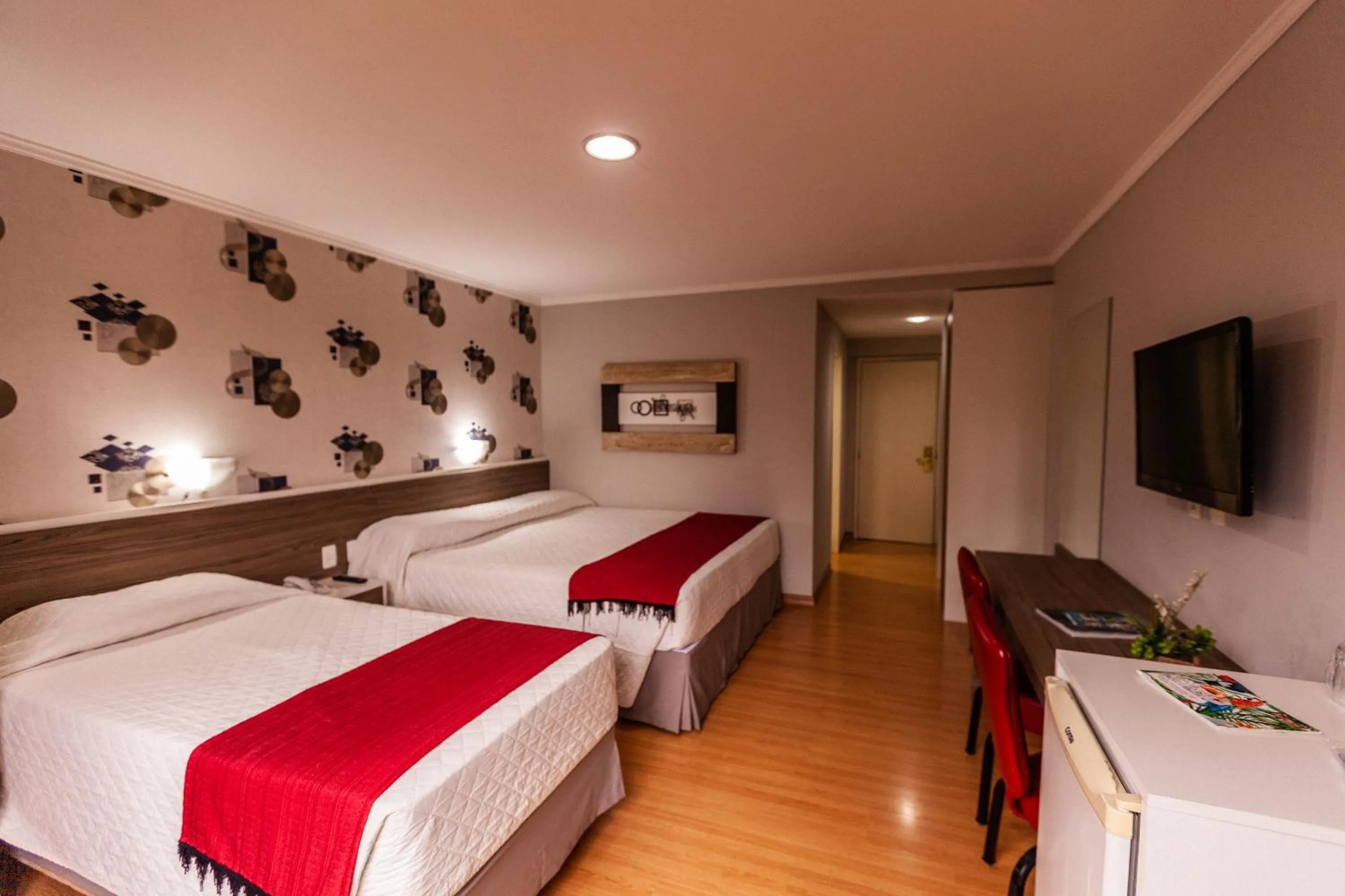 Photo of the whole room, Bed in Foz Plaza Hotel