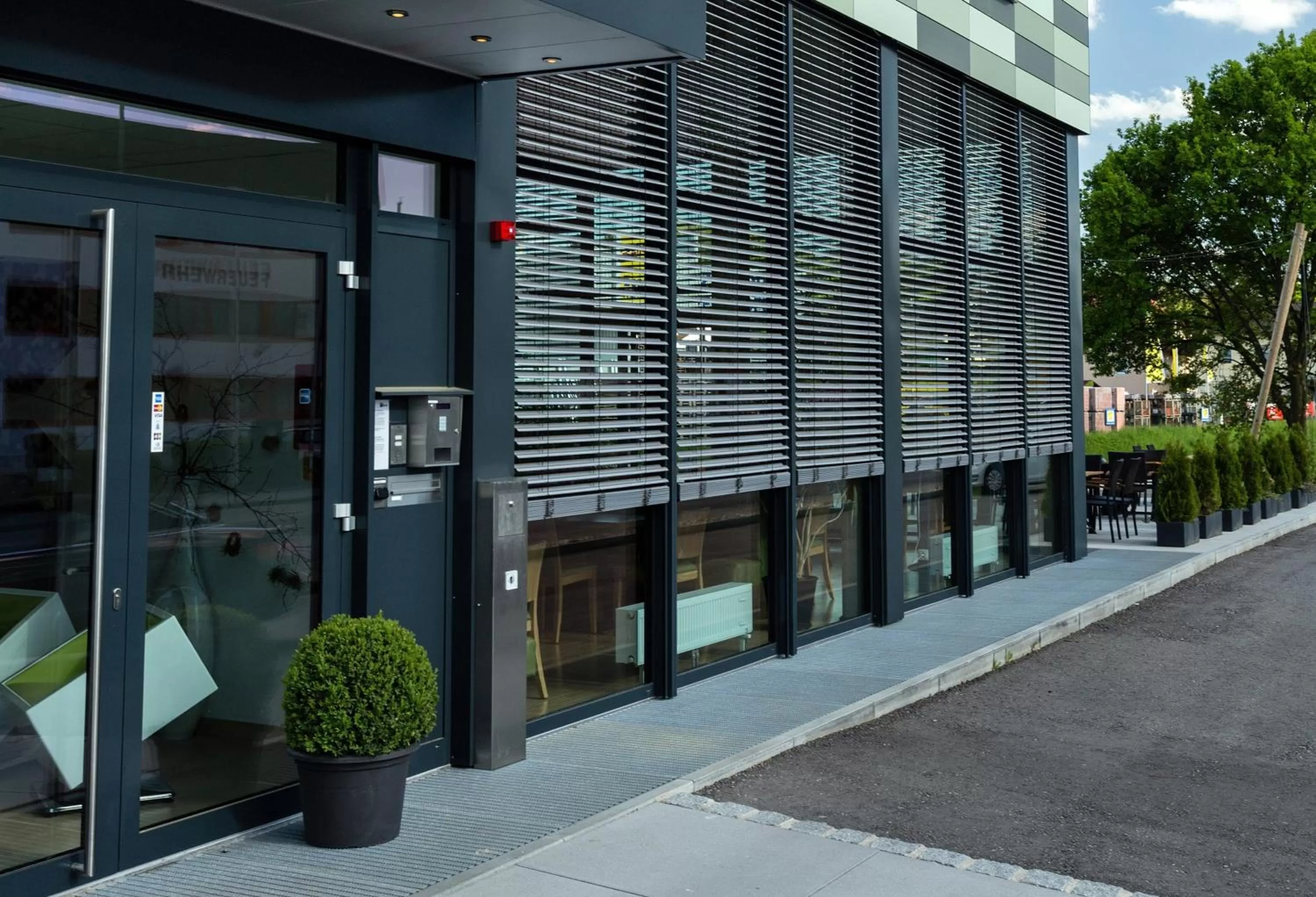 Facade/entrance in Hotel Alea City