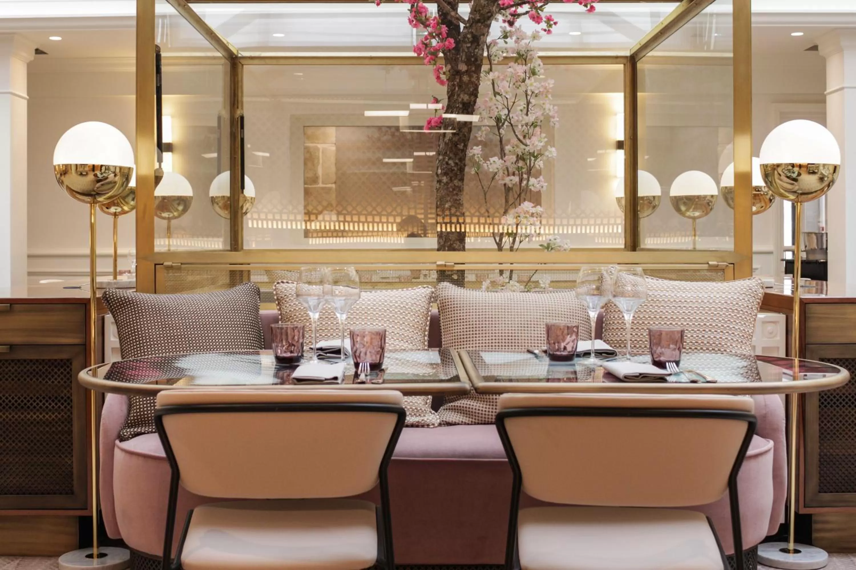 Restaurant/places to eat in Sofitel Le Scribe Paris Opera