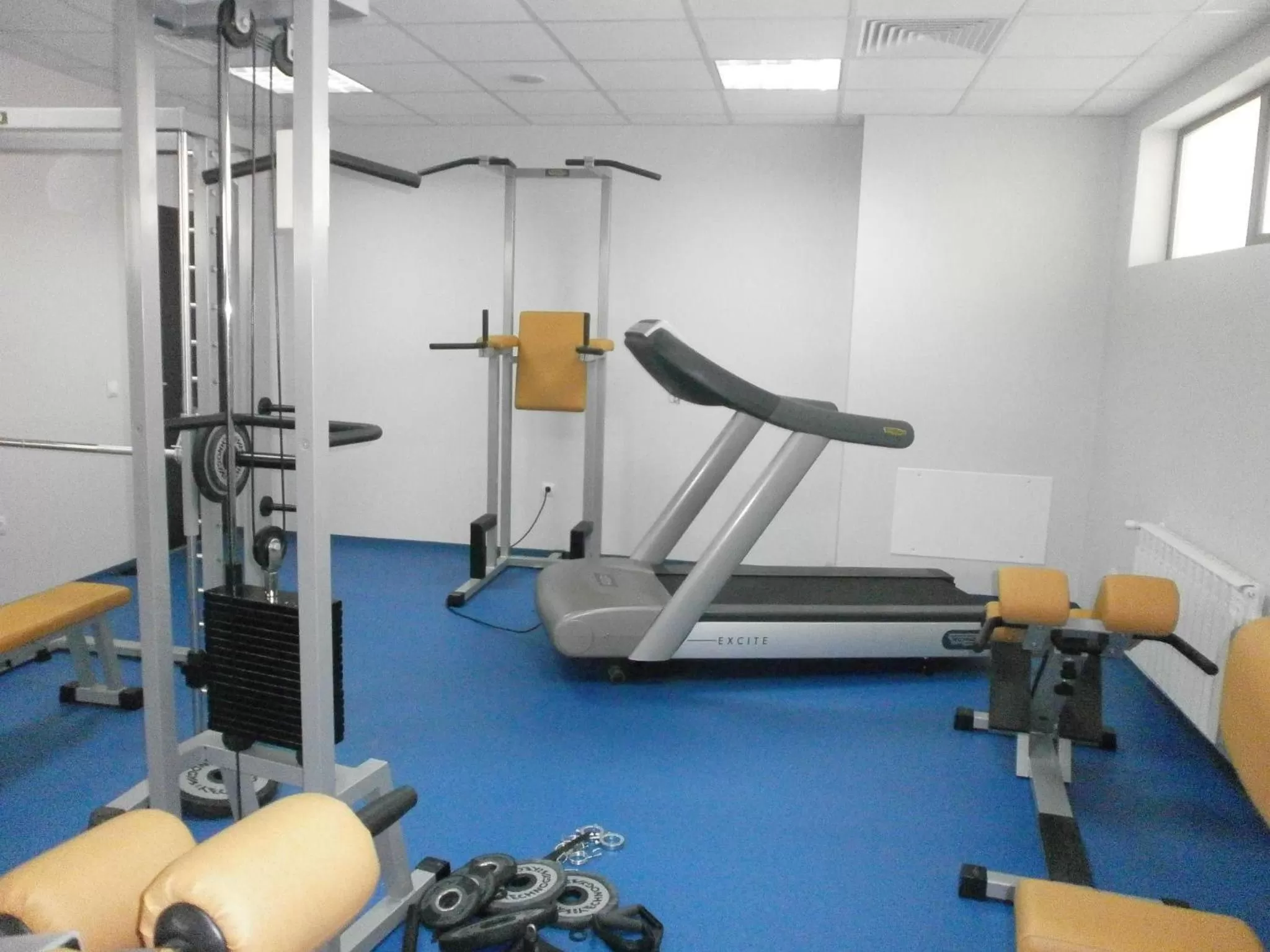 Fitness centre/facilities in Everest Hotel