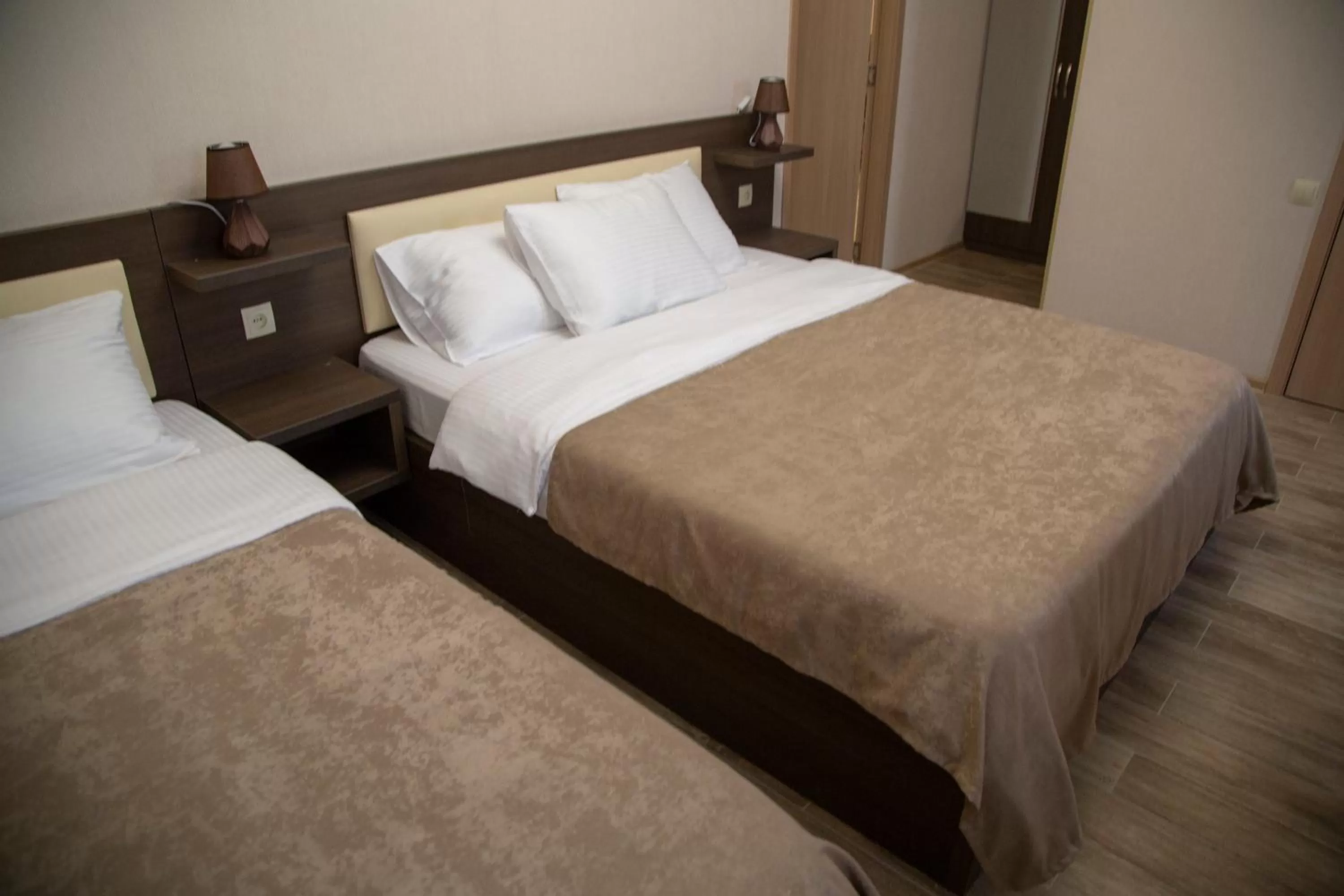 Bedroom, Bed in Family Hotel Triston