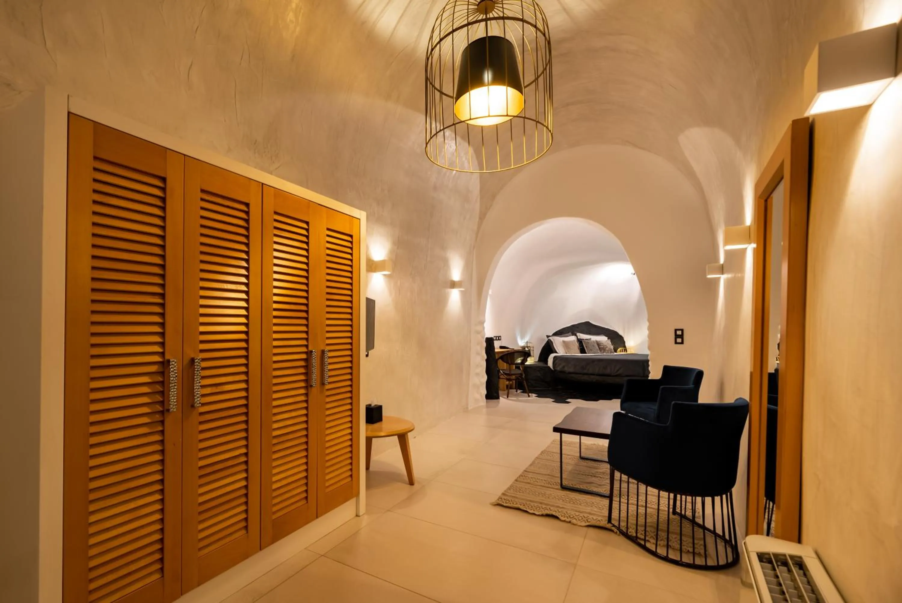 Photo of the whole room, Bed in Daydream Luxury Suites