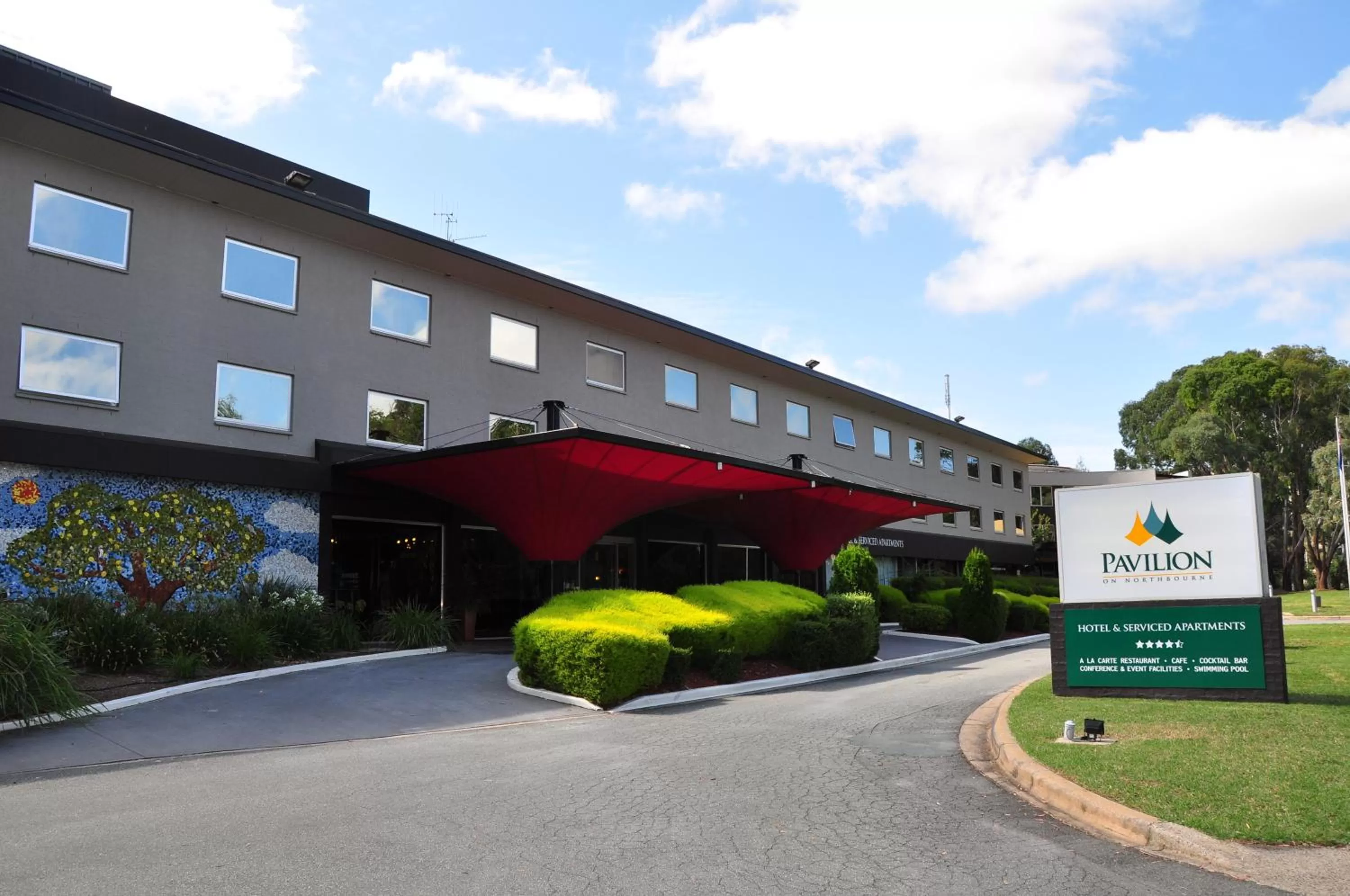 Facade/entrance in Pavilion On Northbourne