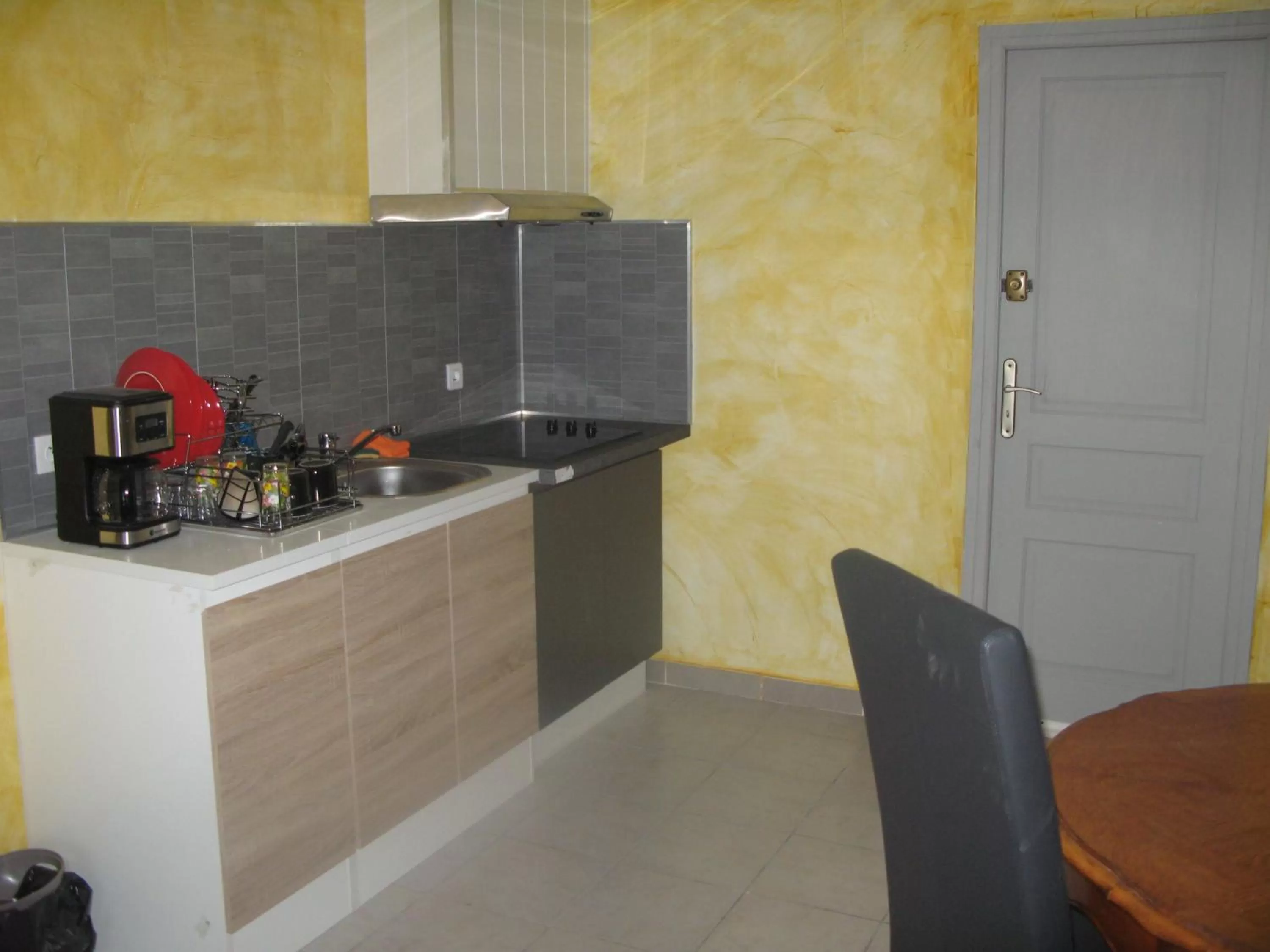 Kitchen/Kitchenette in Le Relais de la RN7