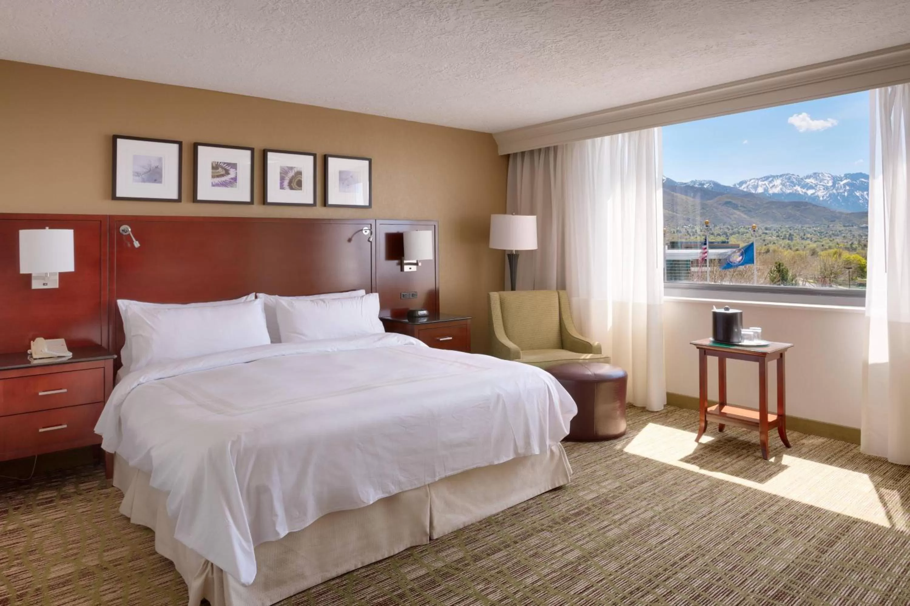King Or Double Room With Mountain View in Salt Lake City Marriott University Park