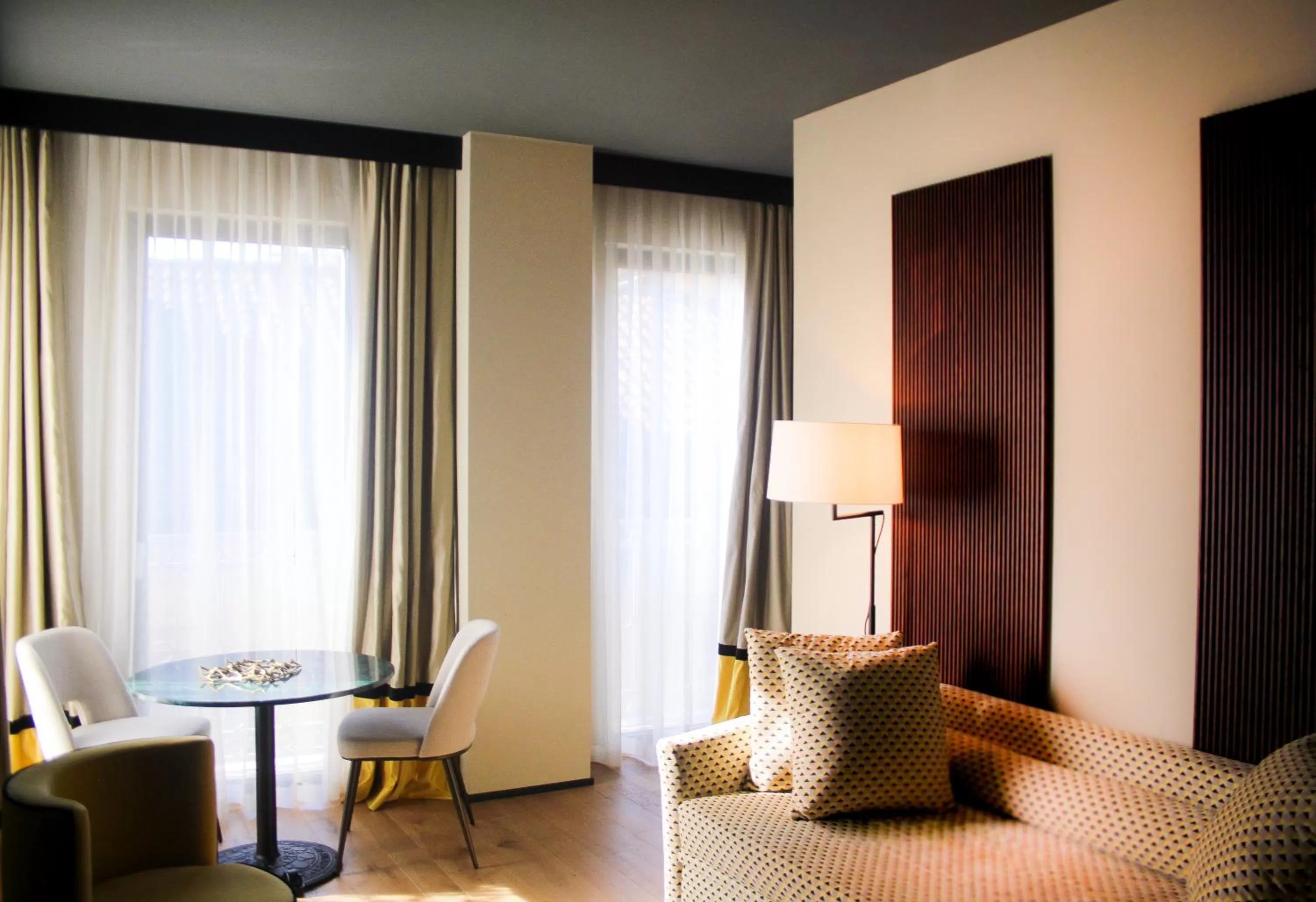 Living room, Bed in Speronari Suites