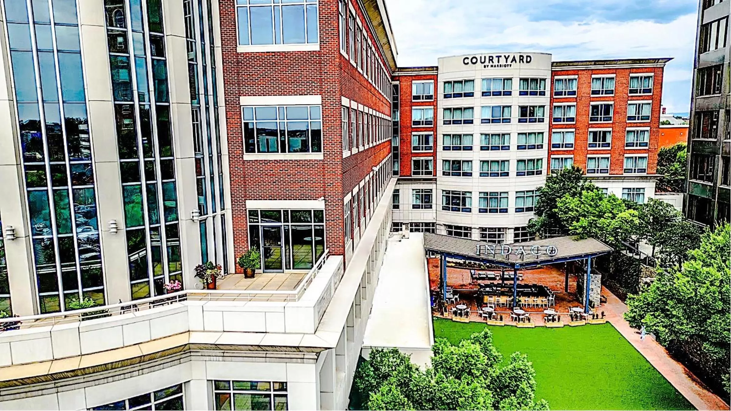 Property building in Courtyard by Marriott Greenville Downtown