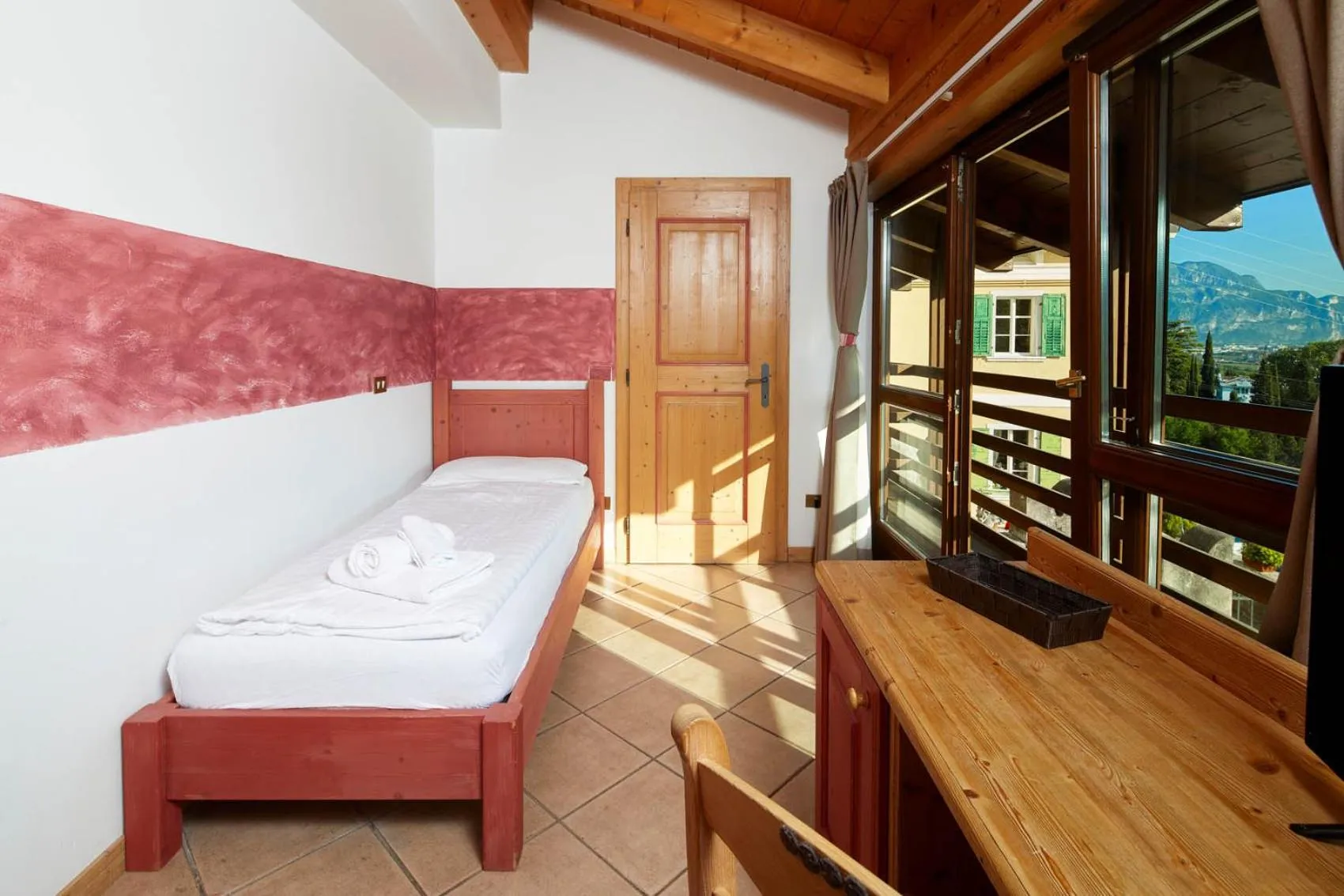 Standard Twin Room with Balcony in Hotel Garnì San Giorgio
