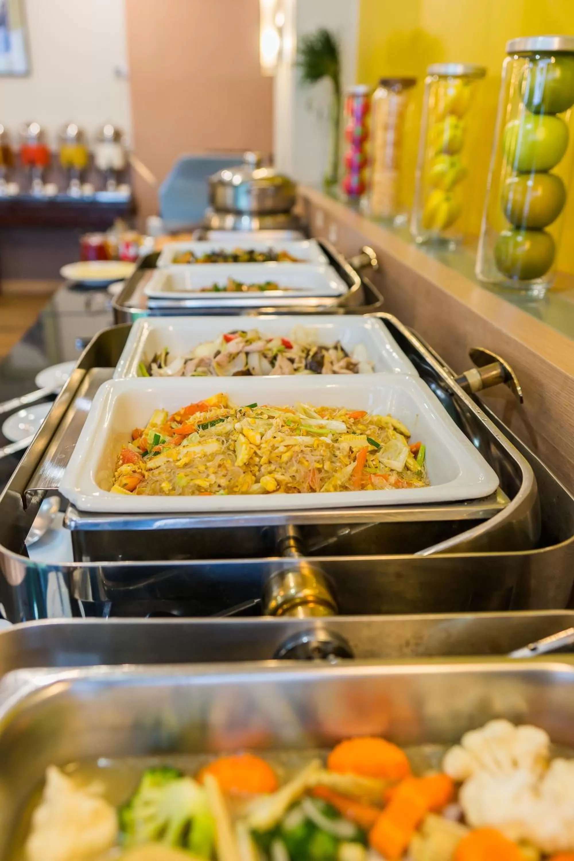 Breakfast in Asoke Residence Sukhumvit by UHG