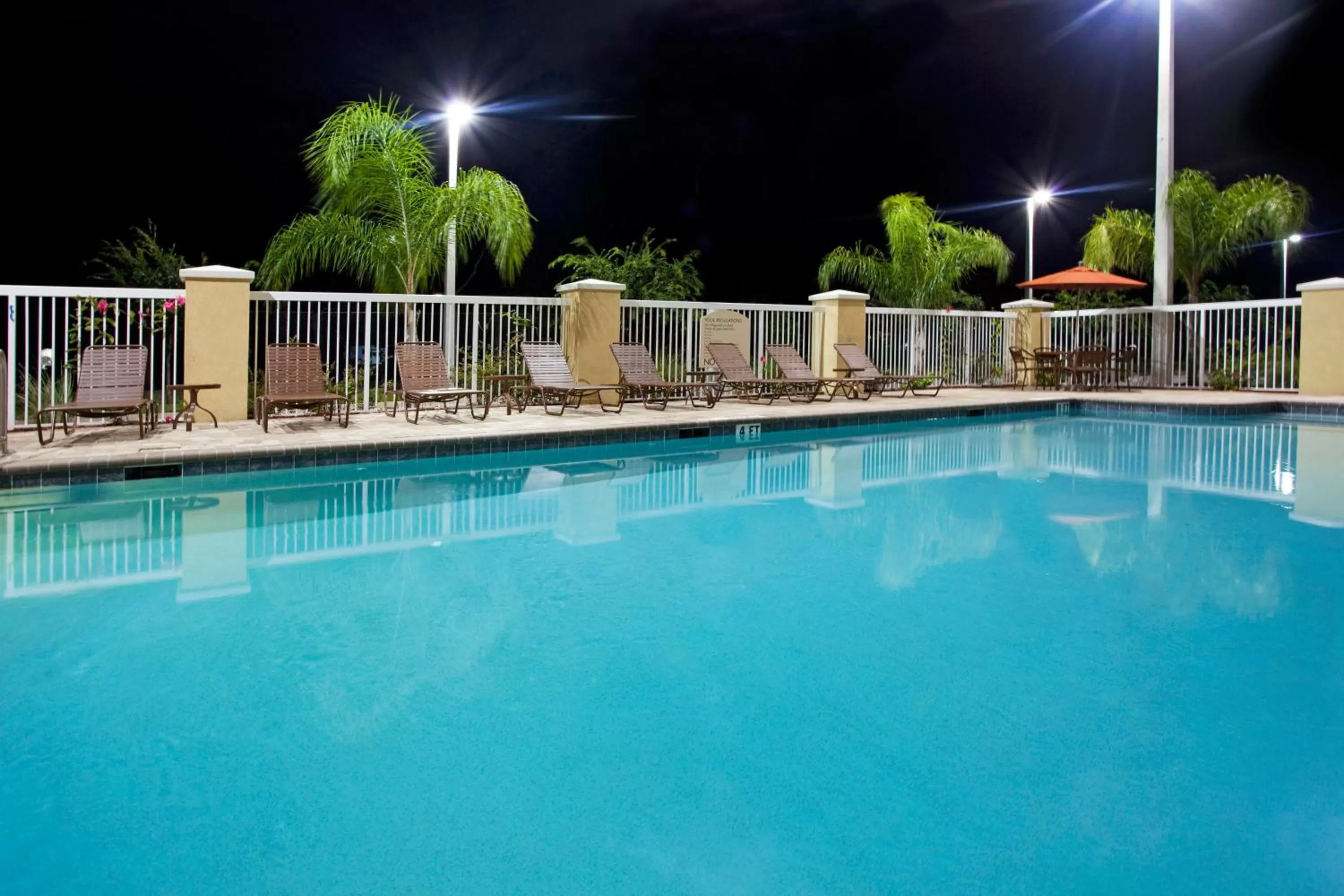 Swimming pool in Holiday Inn Hotel & Suites - Orange Park - Wells Rd.