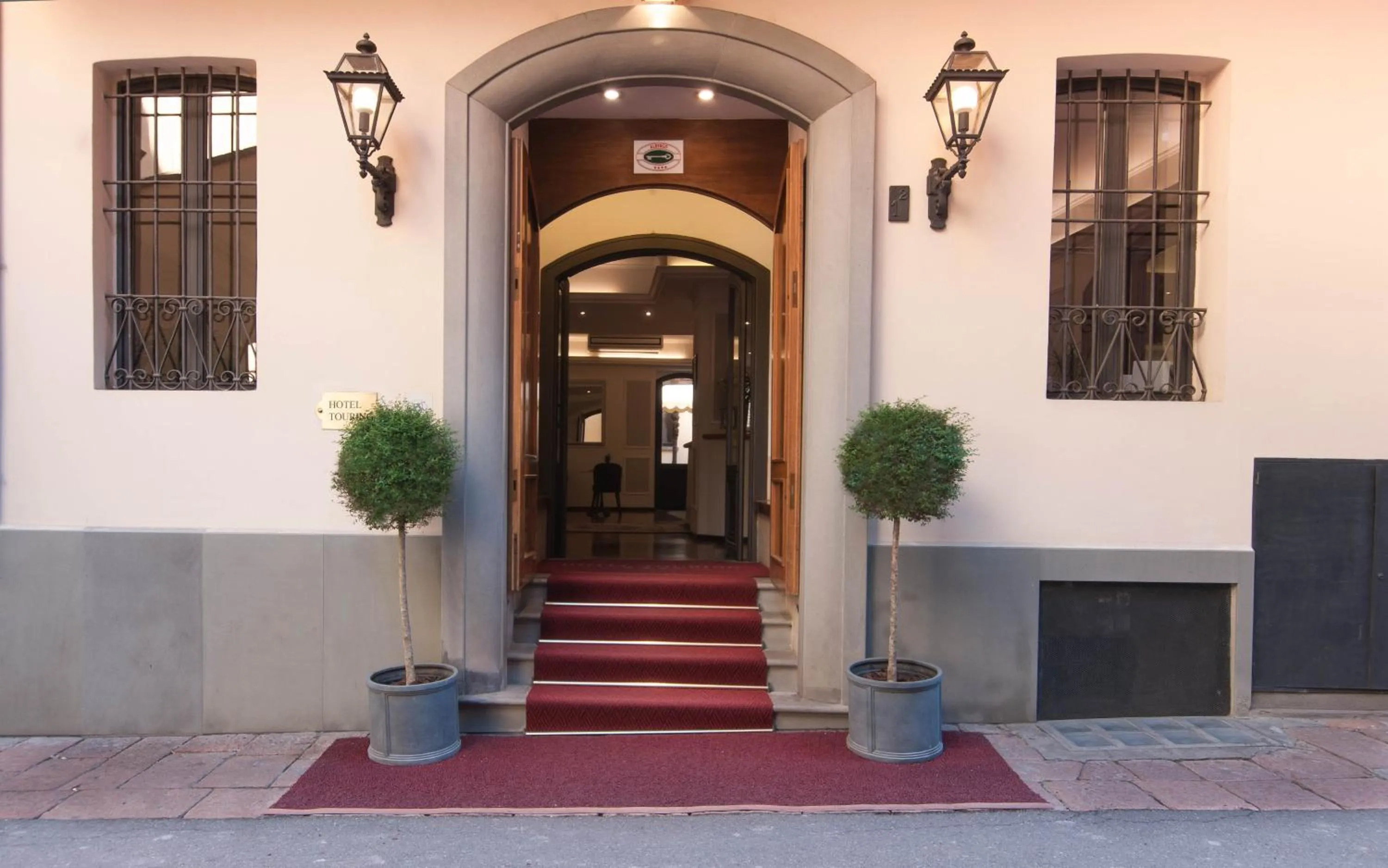 Facade/entrance in Hotel Touring