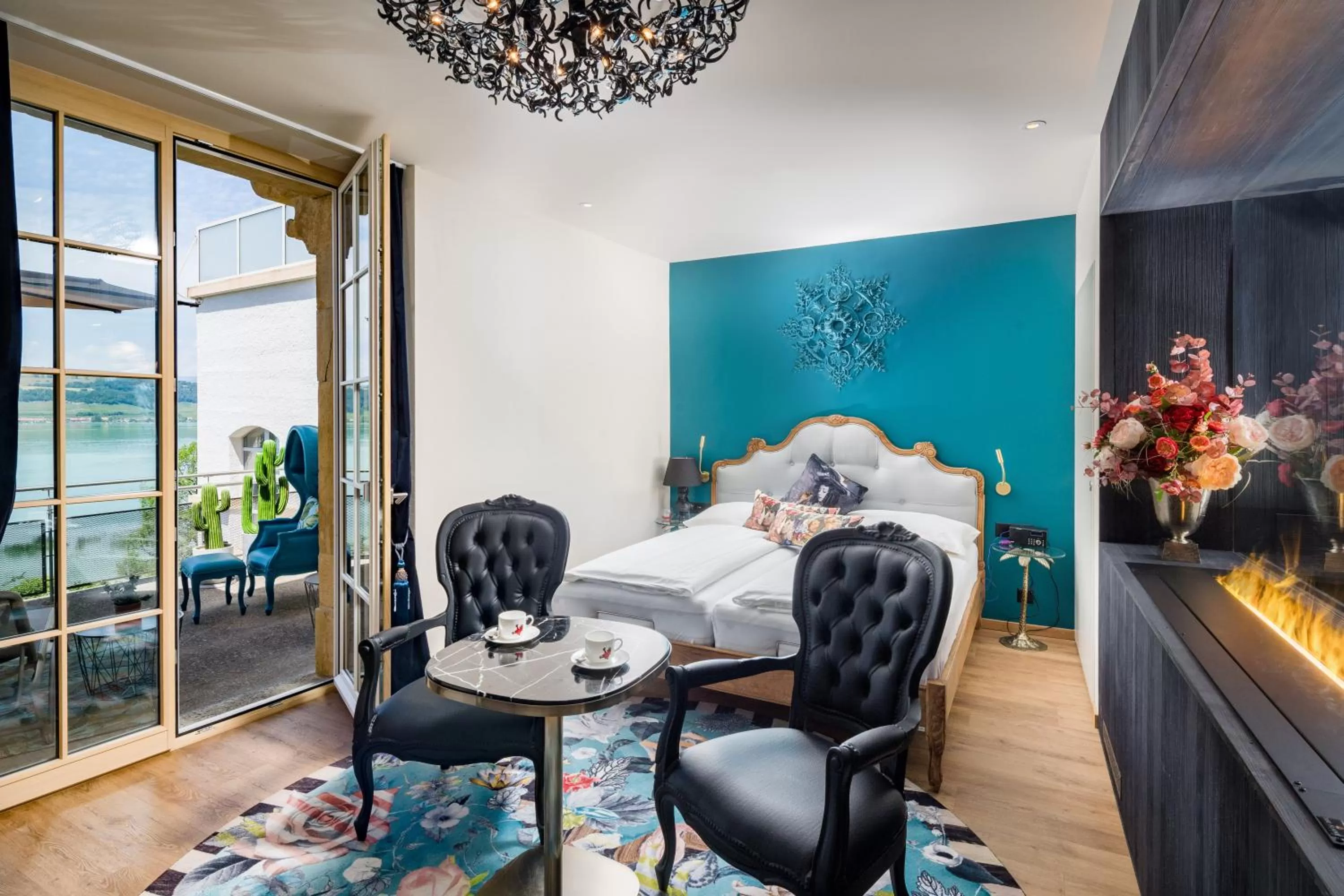 Natural landscape, Bed in Hotel Murtenhof & Krone