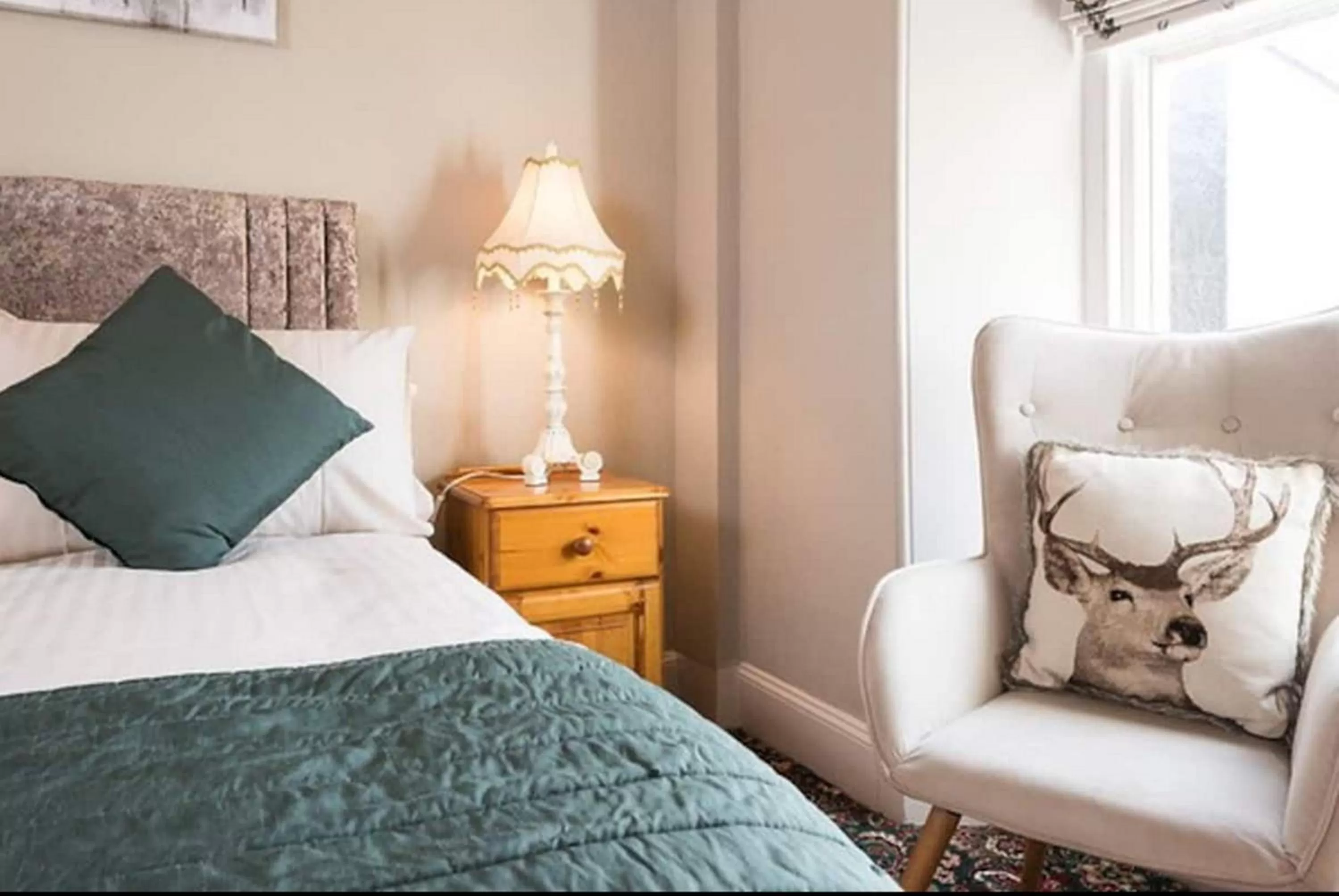 Bedroom, Bed in Moulin Hotel