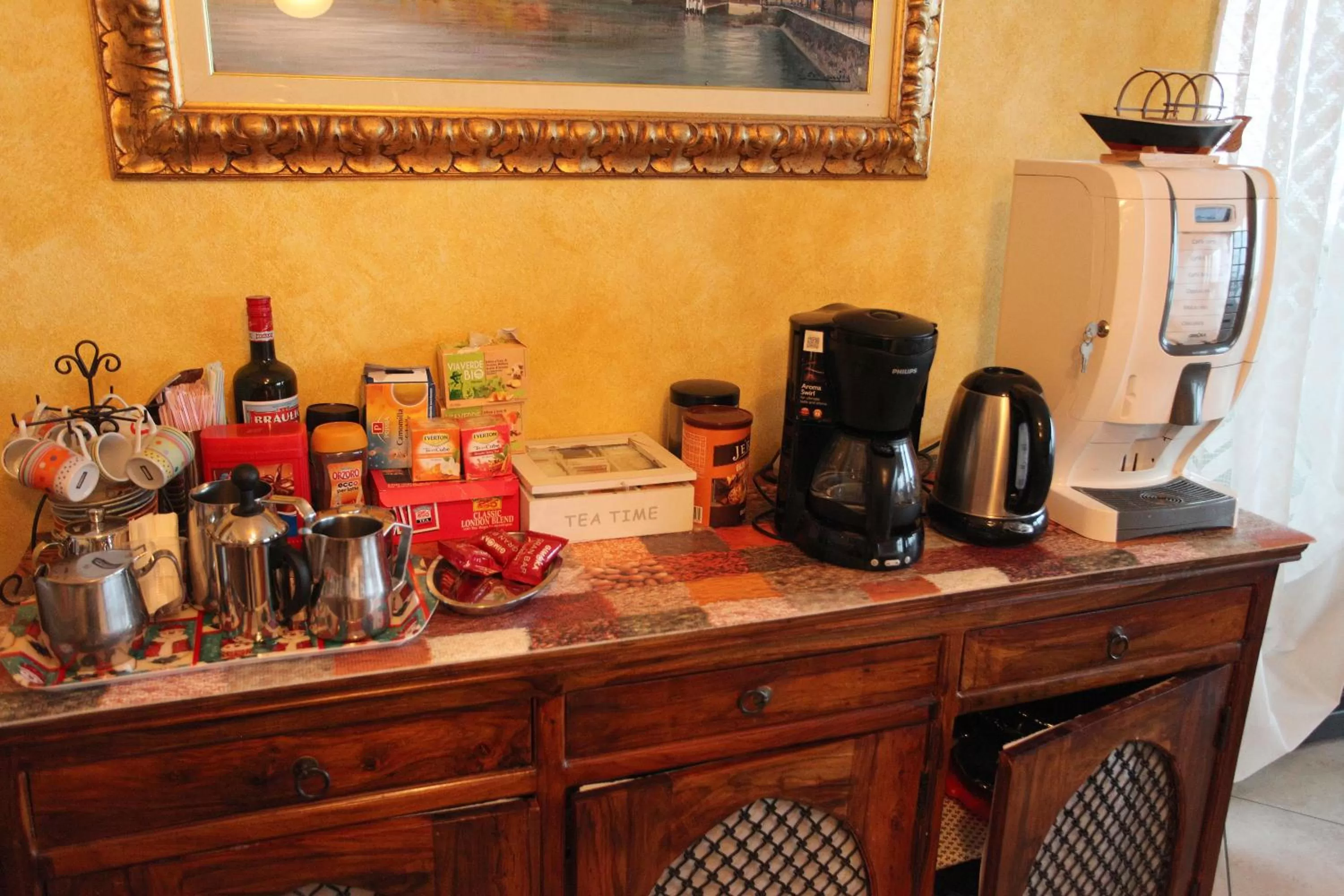 Food and drinks in B&B Villa Anita