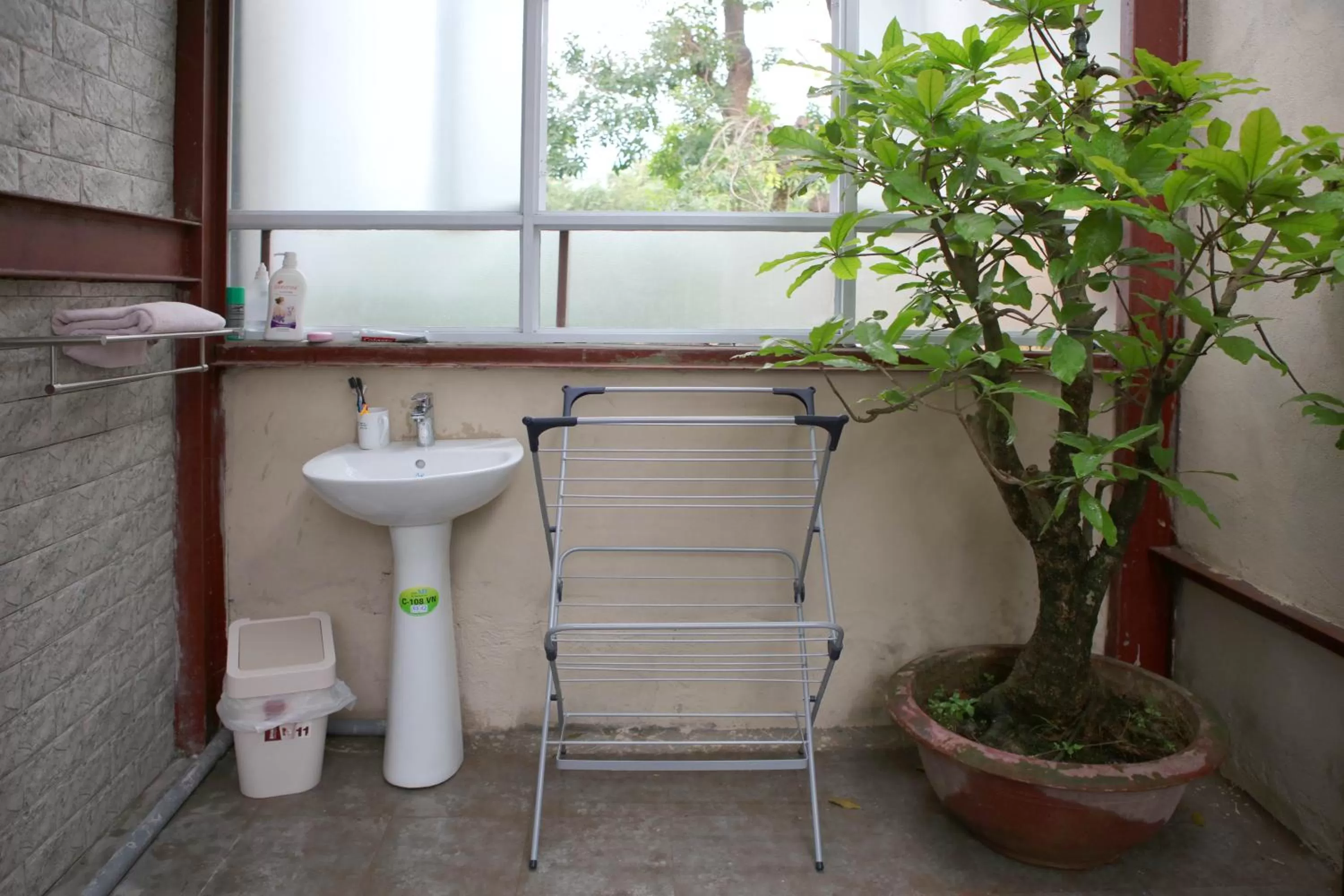 Bathroom in The First Ba Trieu Ha Noi
