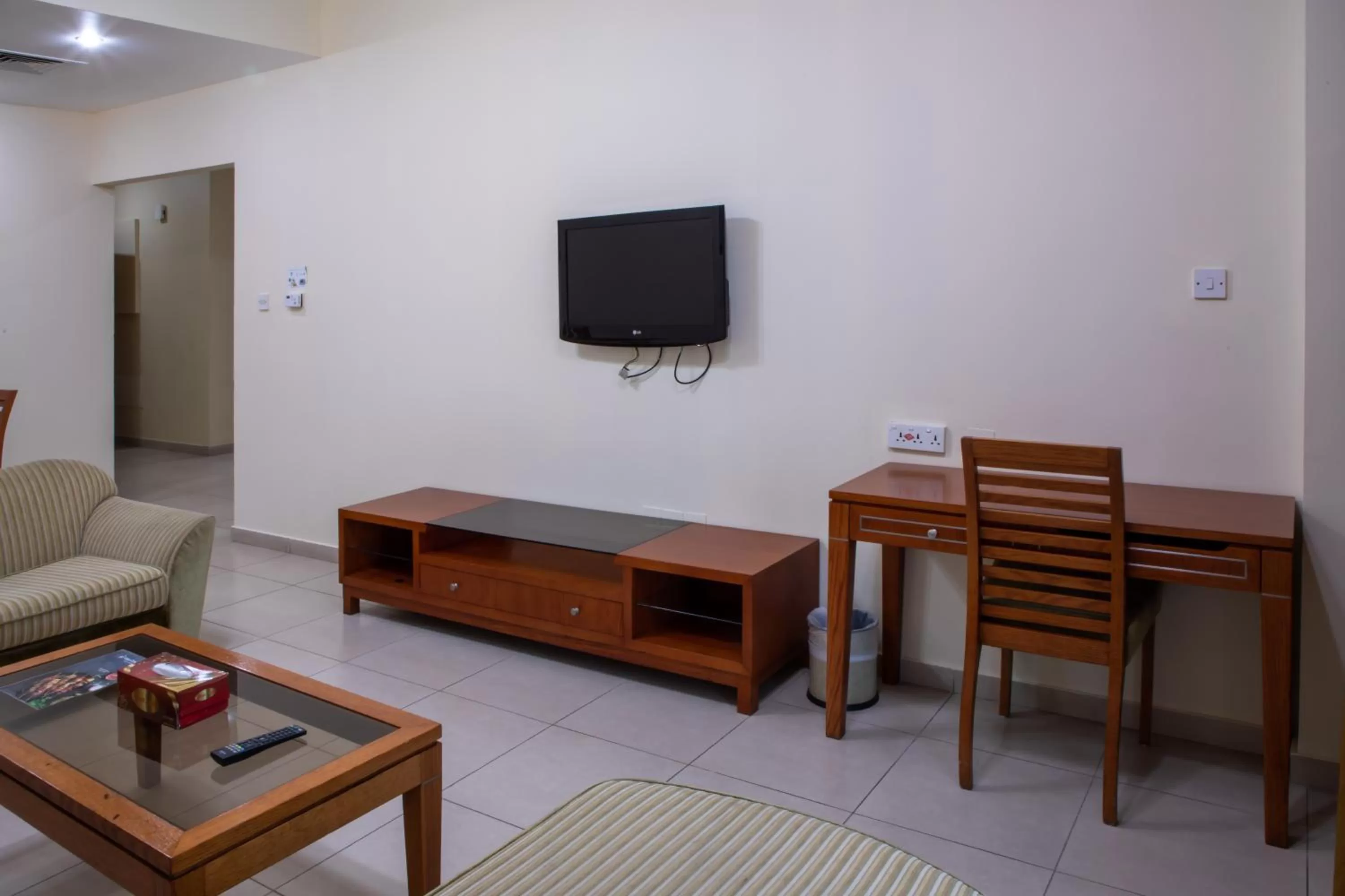 Living room in Wescott Plaza Hotel Apartments LLC Formerly West Zone Plaza Hotel Apts