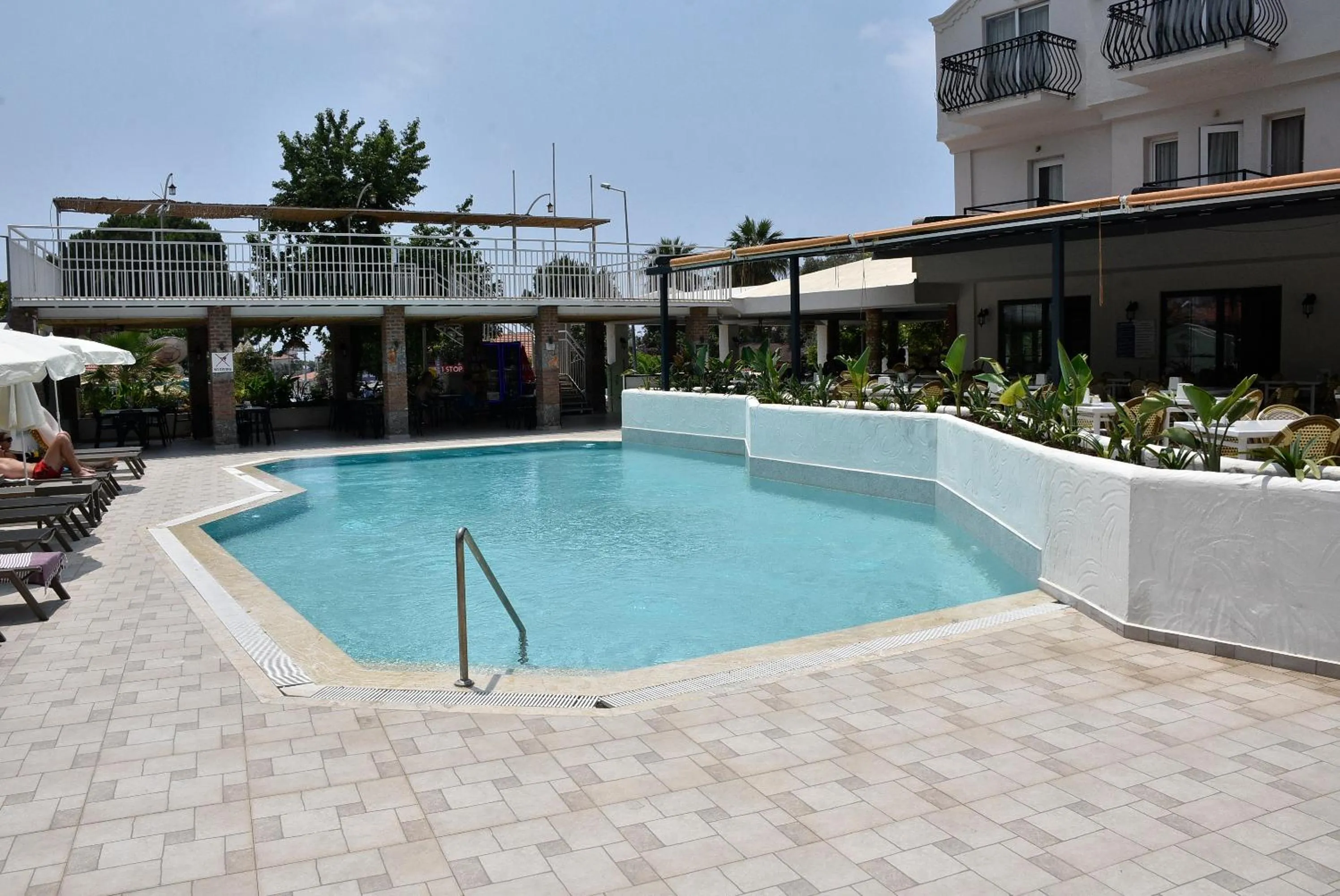 Swimming pool in Magic Tulip Hotel