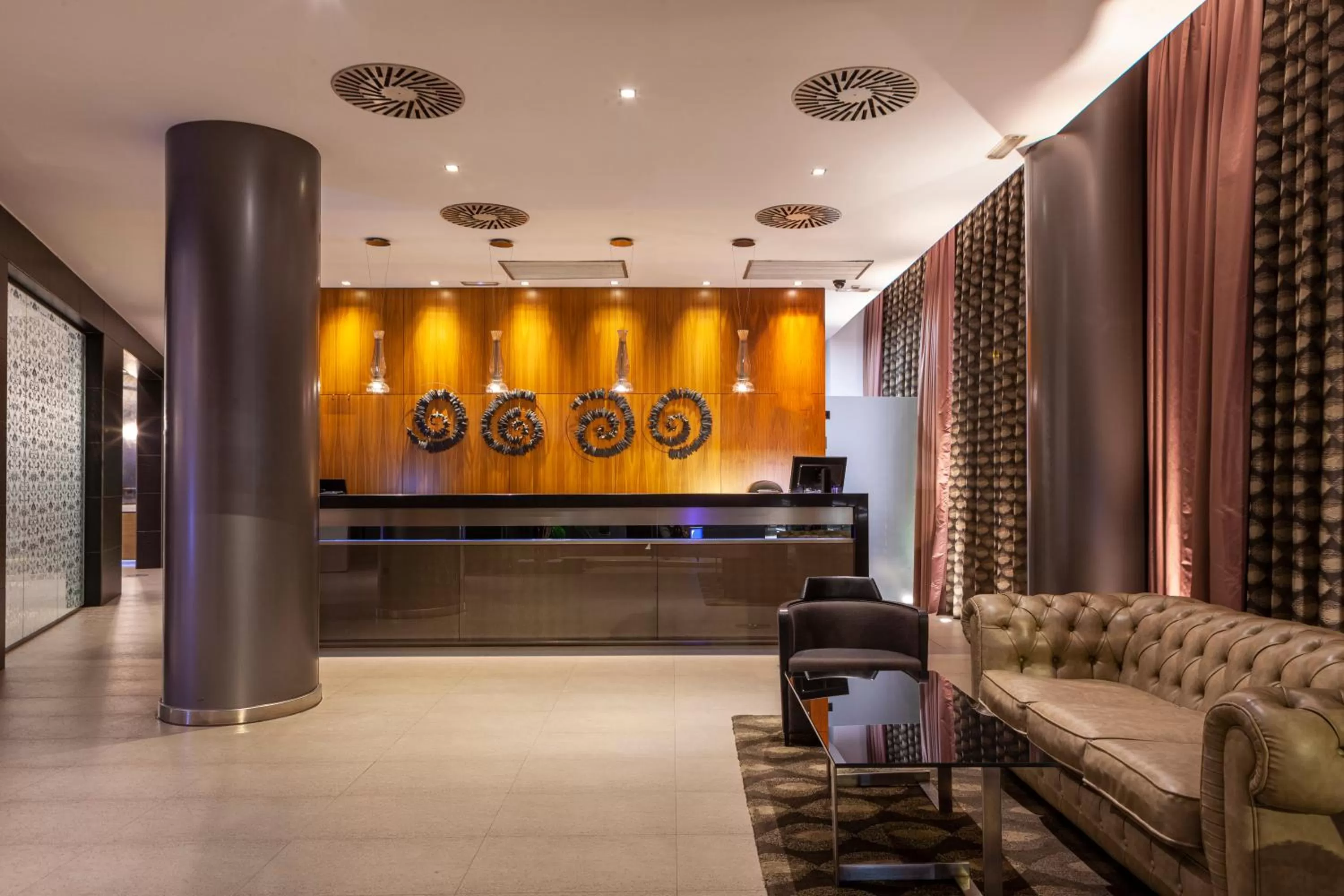 Lobby or reception in Porcel Torneo