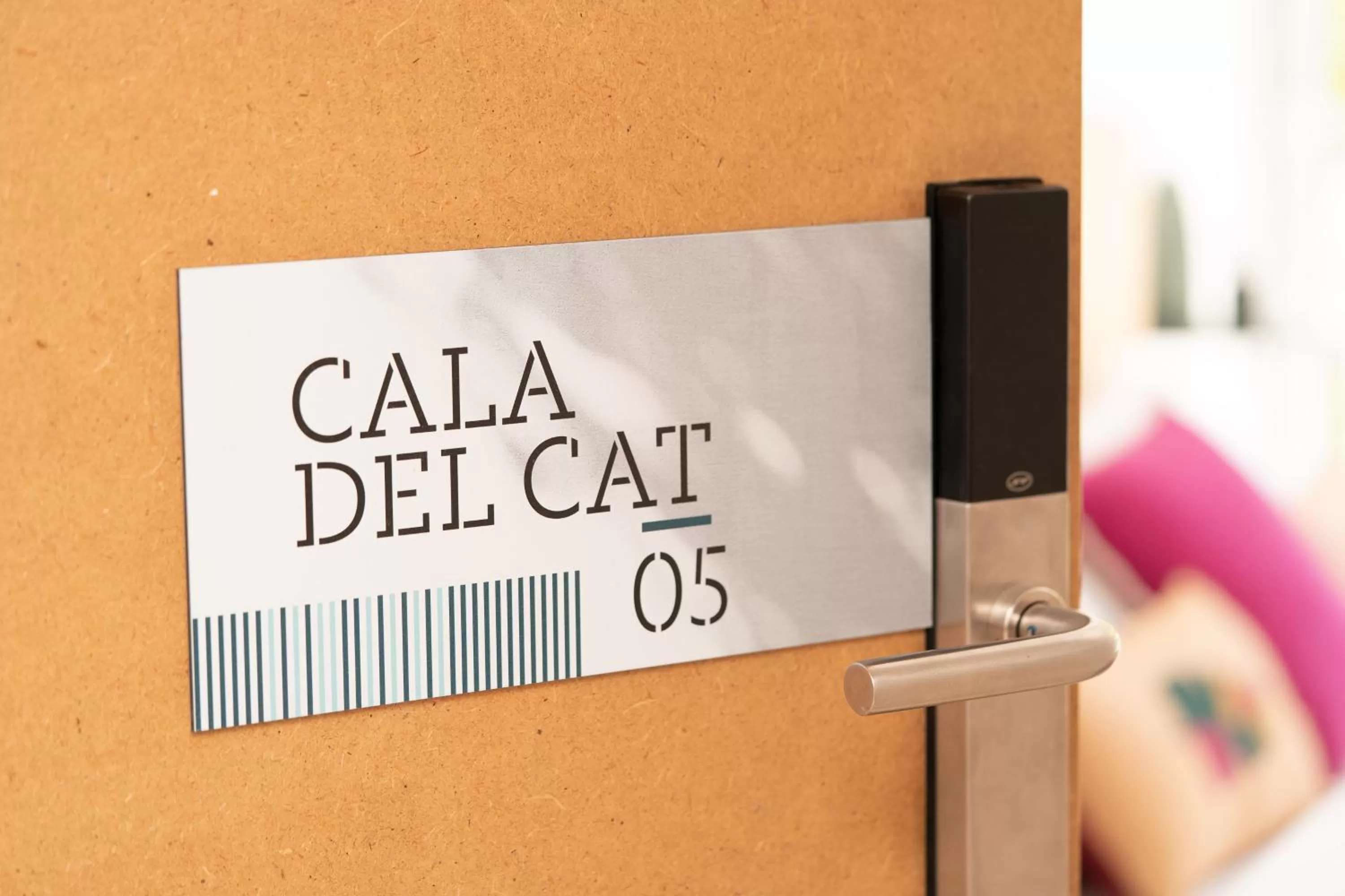 Text overlay in Sitges Beach Hostal