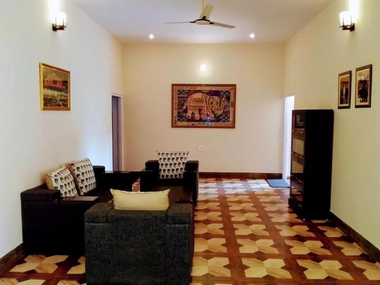 Living room in Paridhi Niwas, Ranthambore- near Tiger Safari Zones 1-5