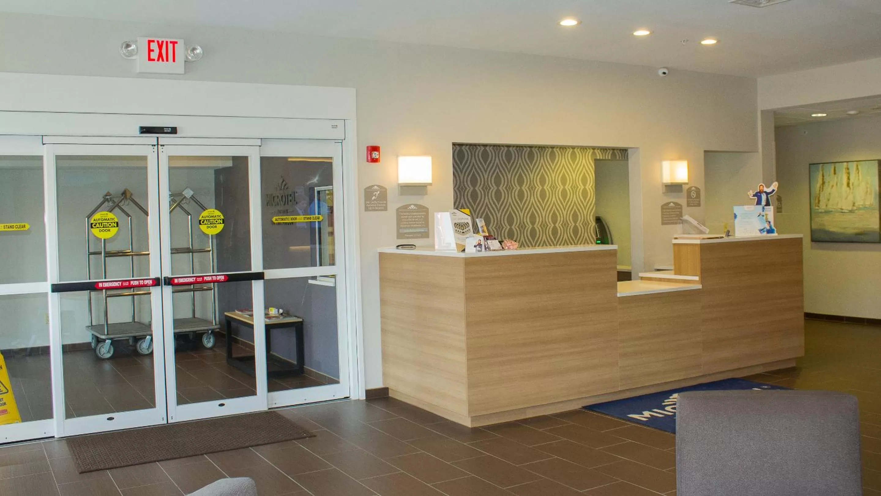 Lobby or reception in Microtel Inn & Suites by Wyndham - Penn Yan
