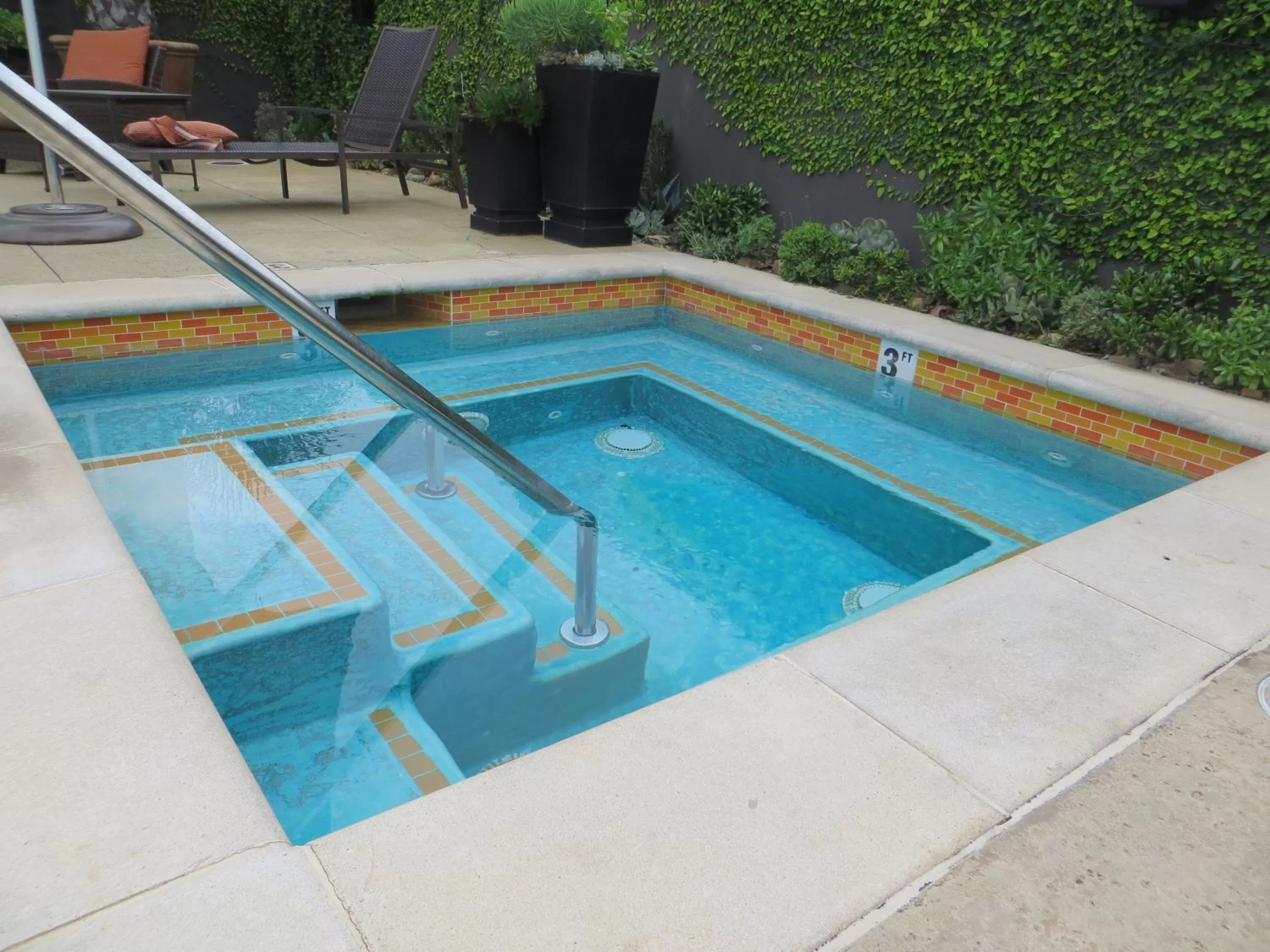 Day in North Block Hotel