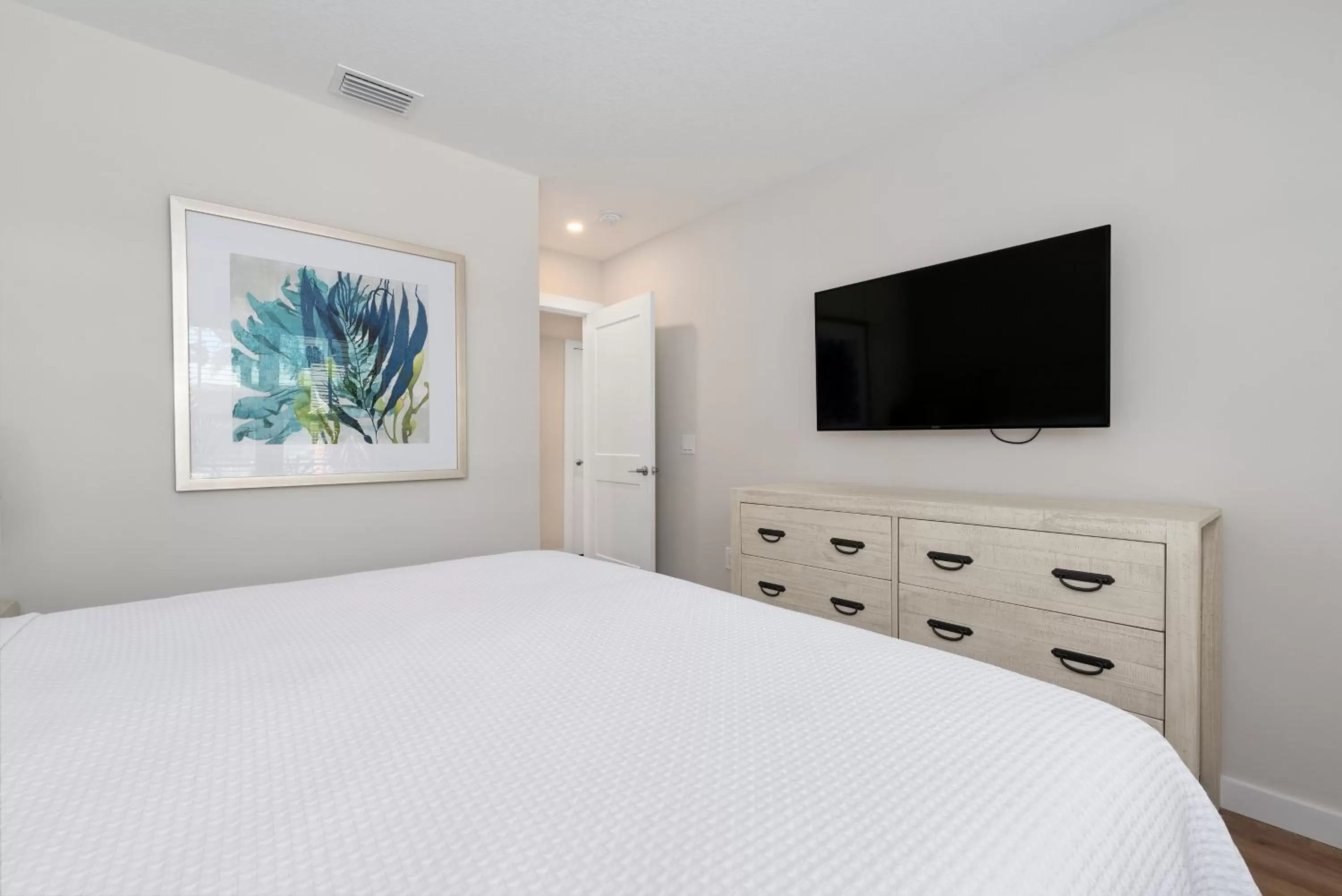 Bed in Escape Coastal Resort on Casey Key