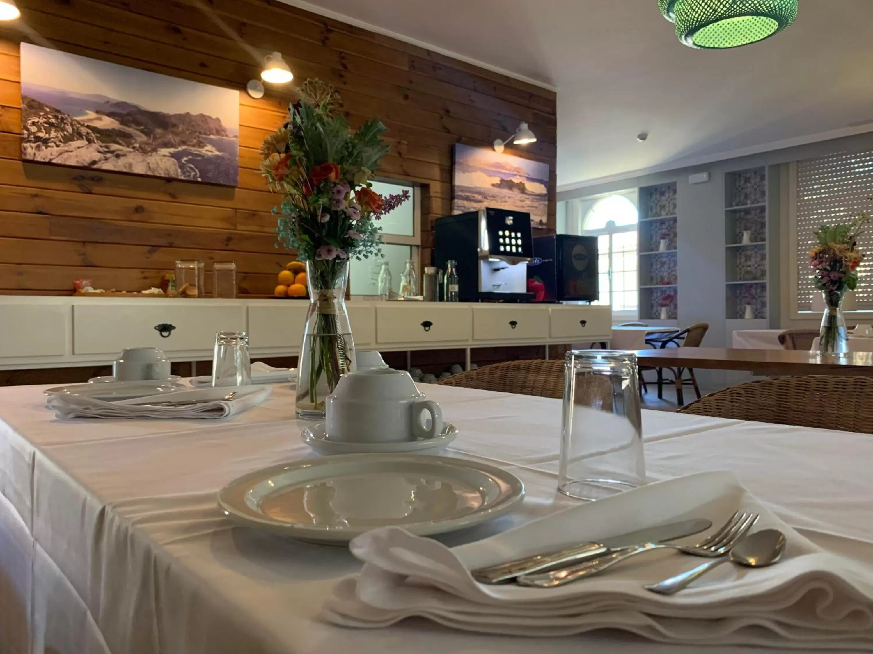 Dining area in Hotel O'Pazo