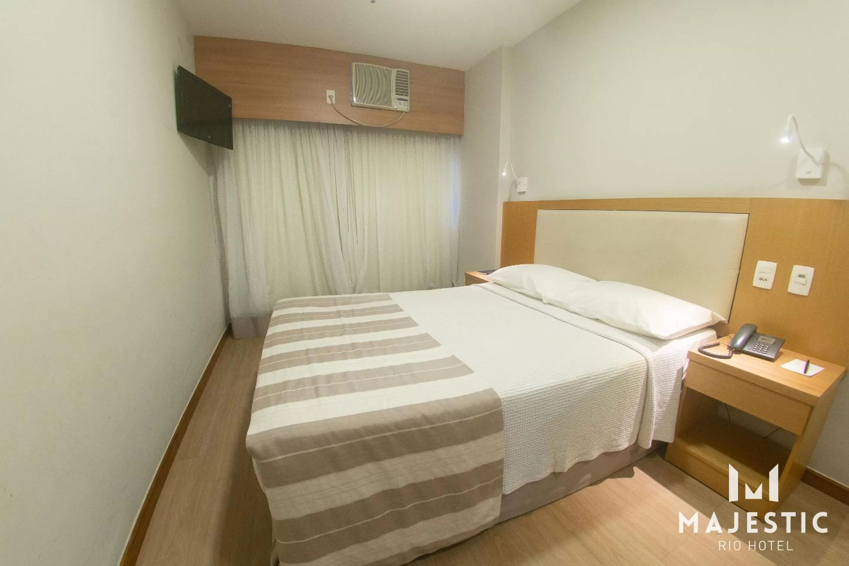 Photo of the whole room, Bed in Majestic Rio Palace Hotel