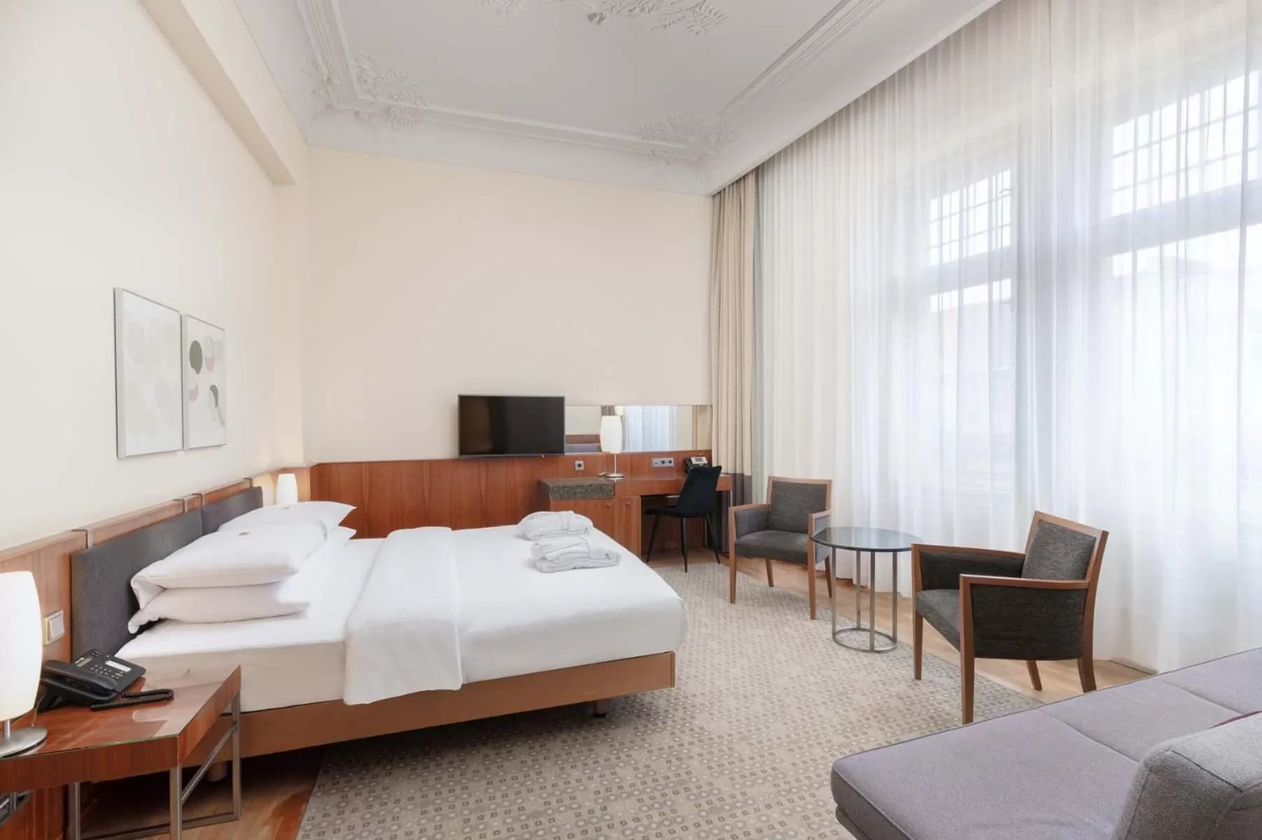 Bedroom, Bed in K+K Hotel Central