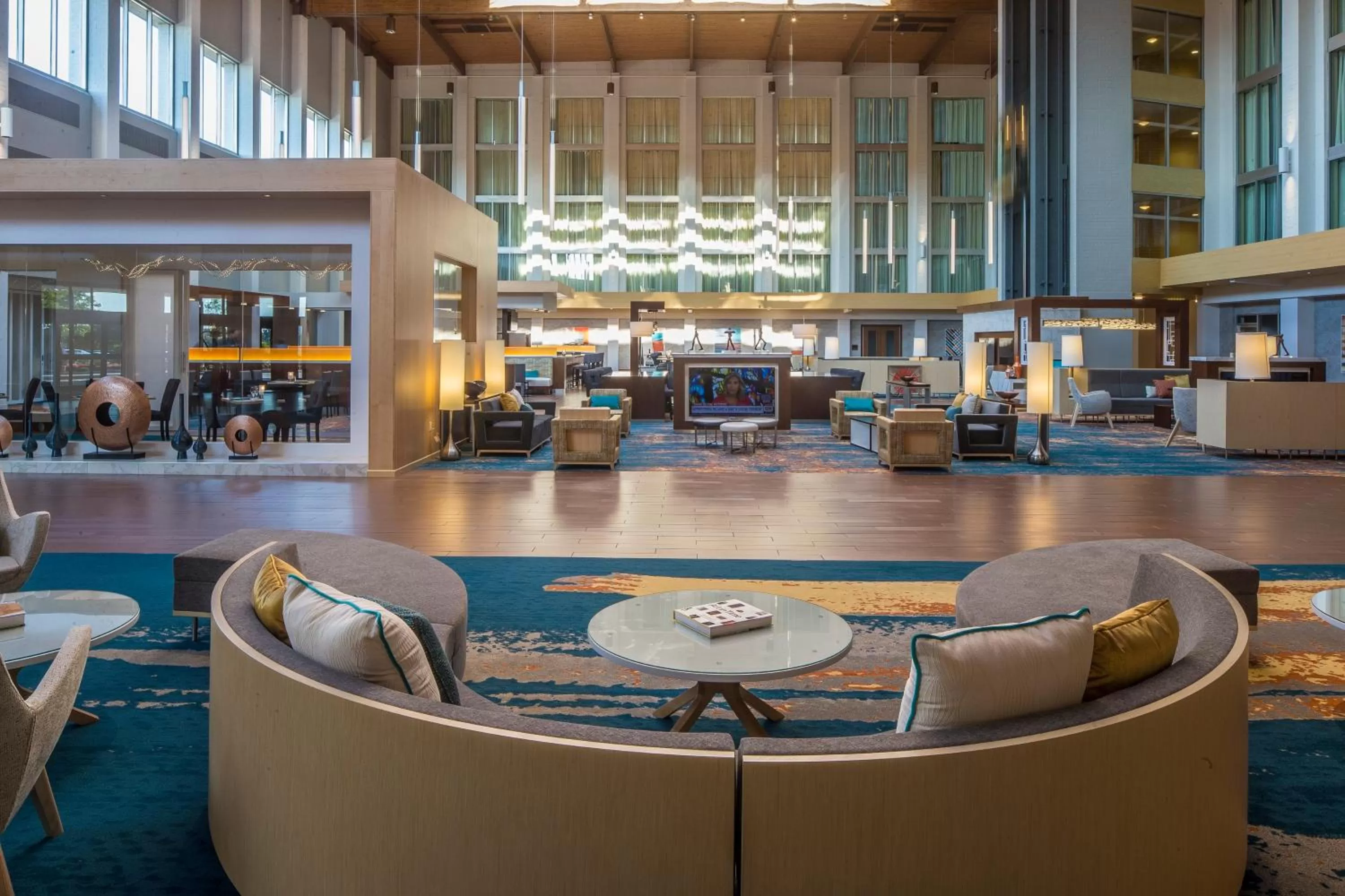 Lobby or reception in DoubleTree by Hilton Pittsburgh - Cranberry