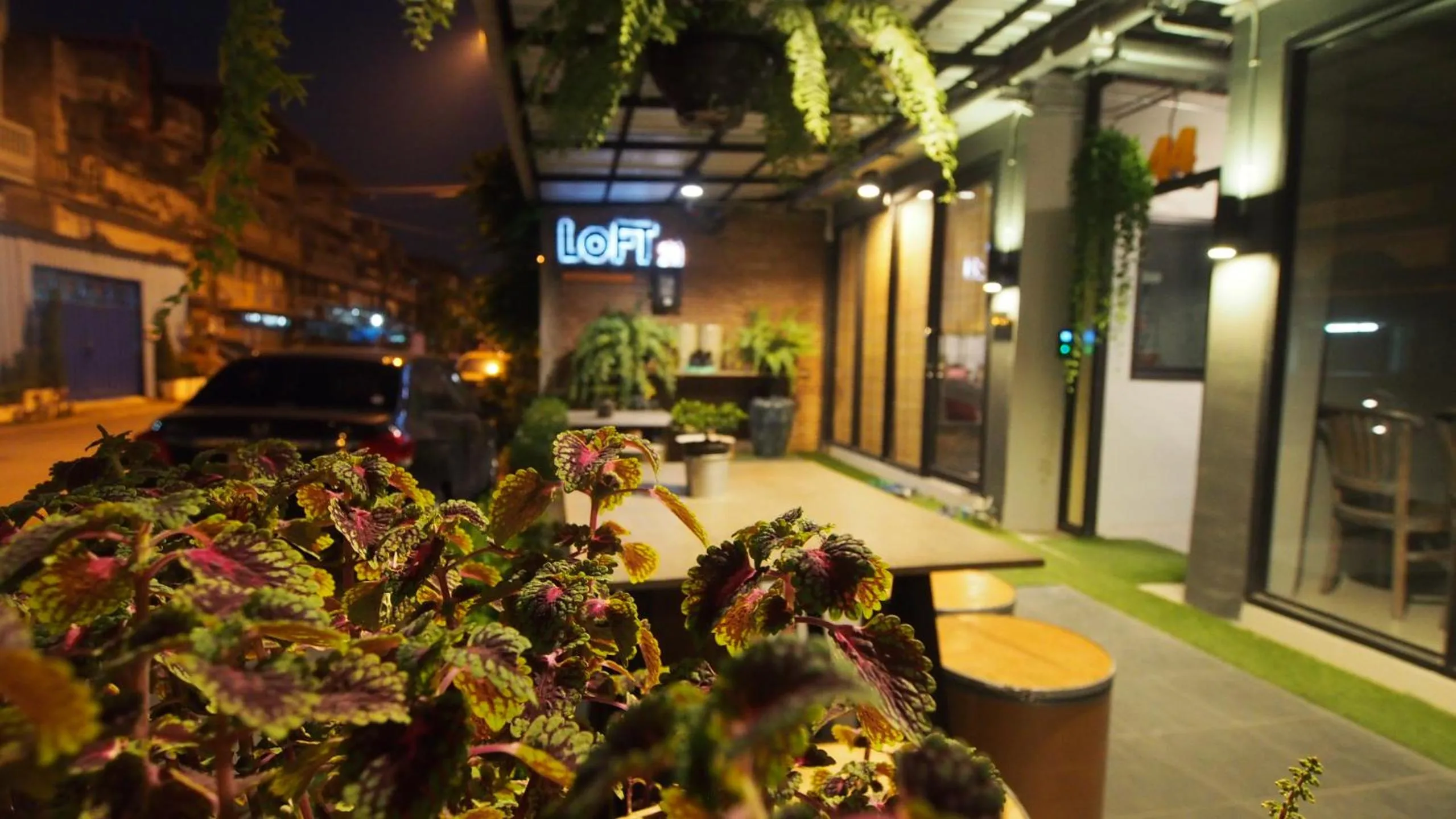 Facade/entrance in Loft 21 Apartment Romklao