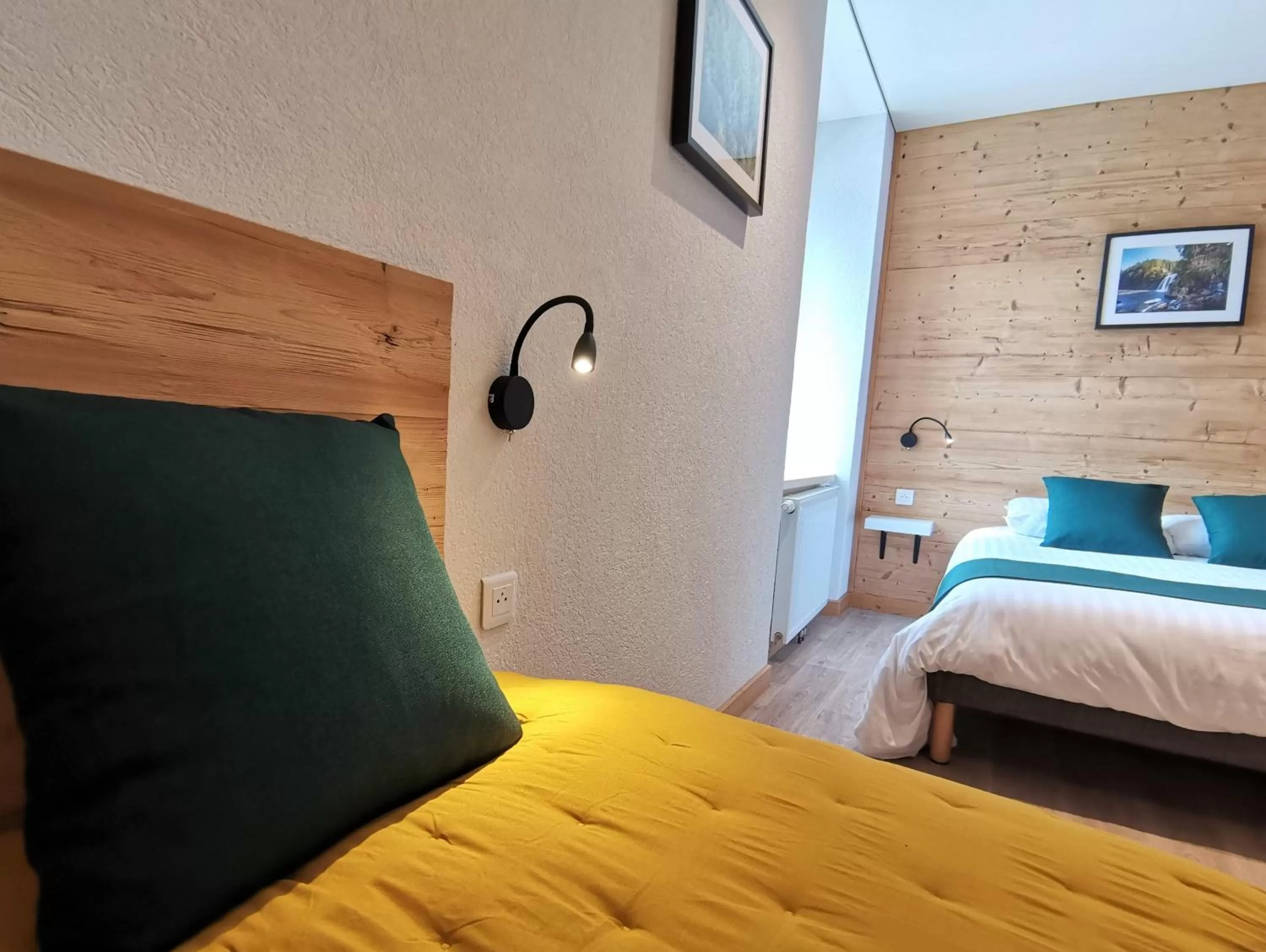 Decorative detail, Bed in Hotel Les Montagnards