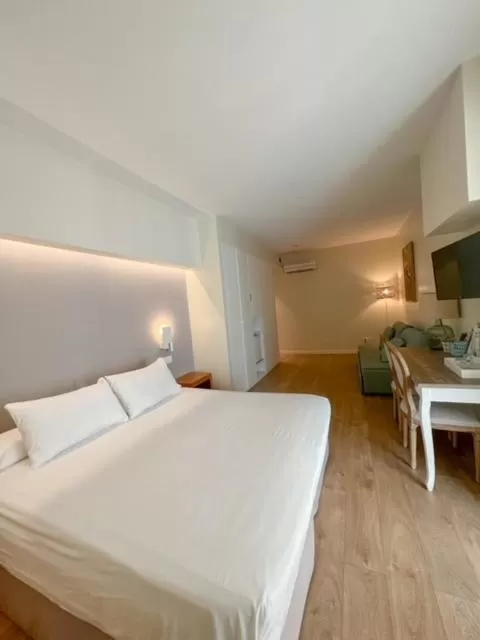 Bedroom, Bed in Hotel & Apartaments Thalassa Sport & Wellness