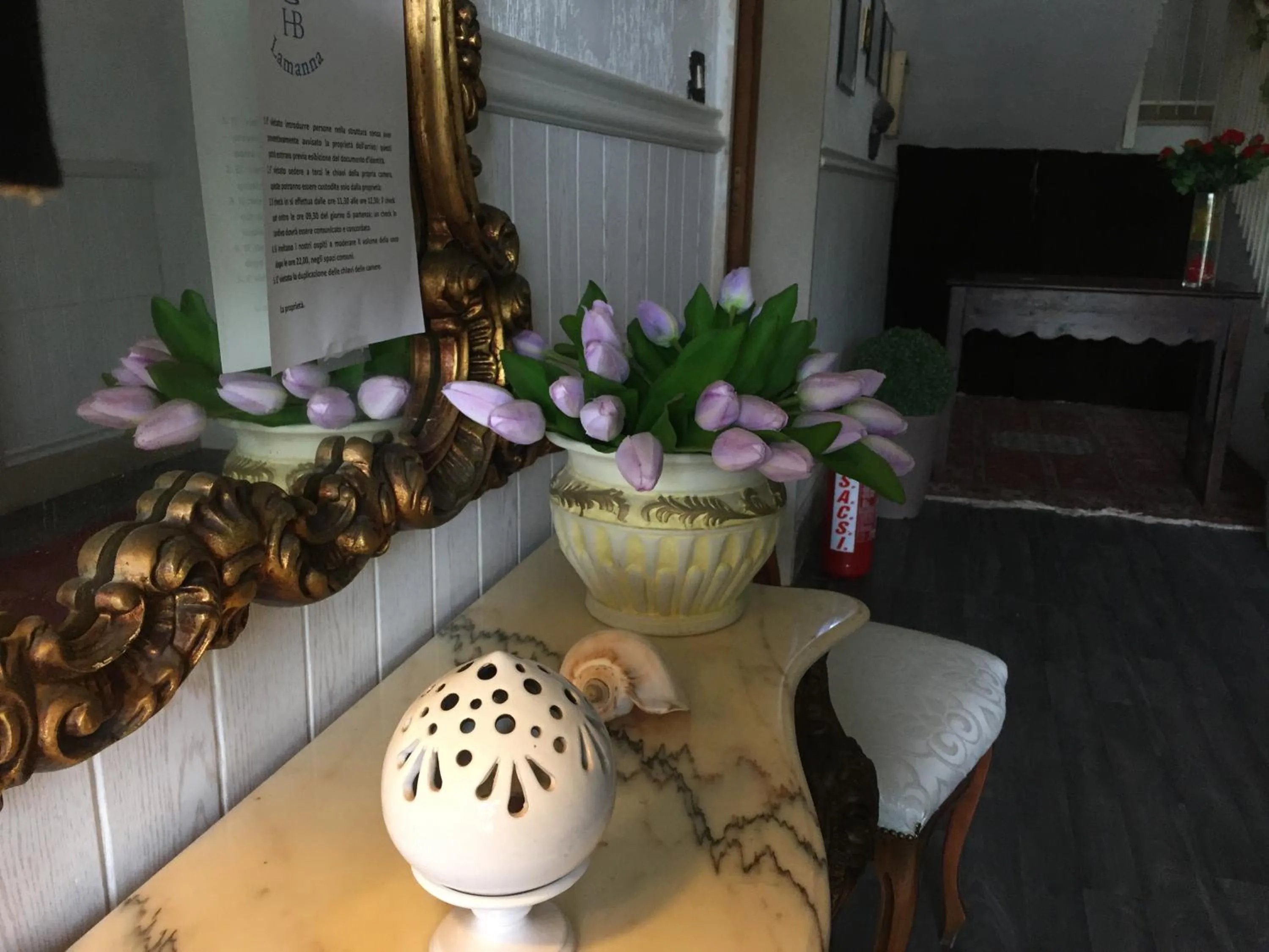 Decorative detail in Albergo Lamanna Hotel digitale