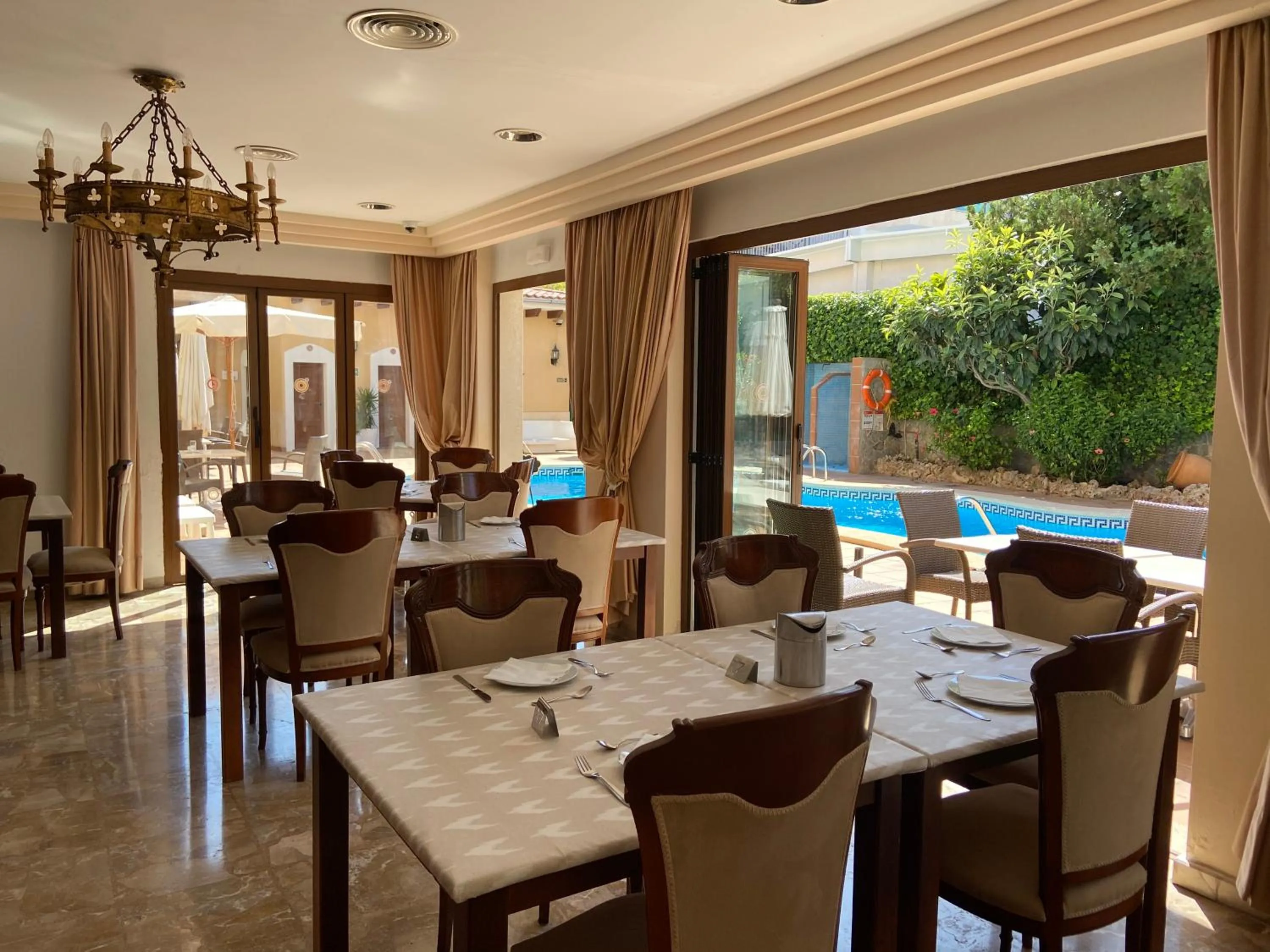 Breakfast in Hs Villa Rosa Paguera