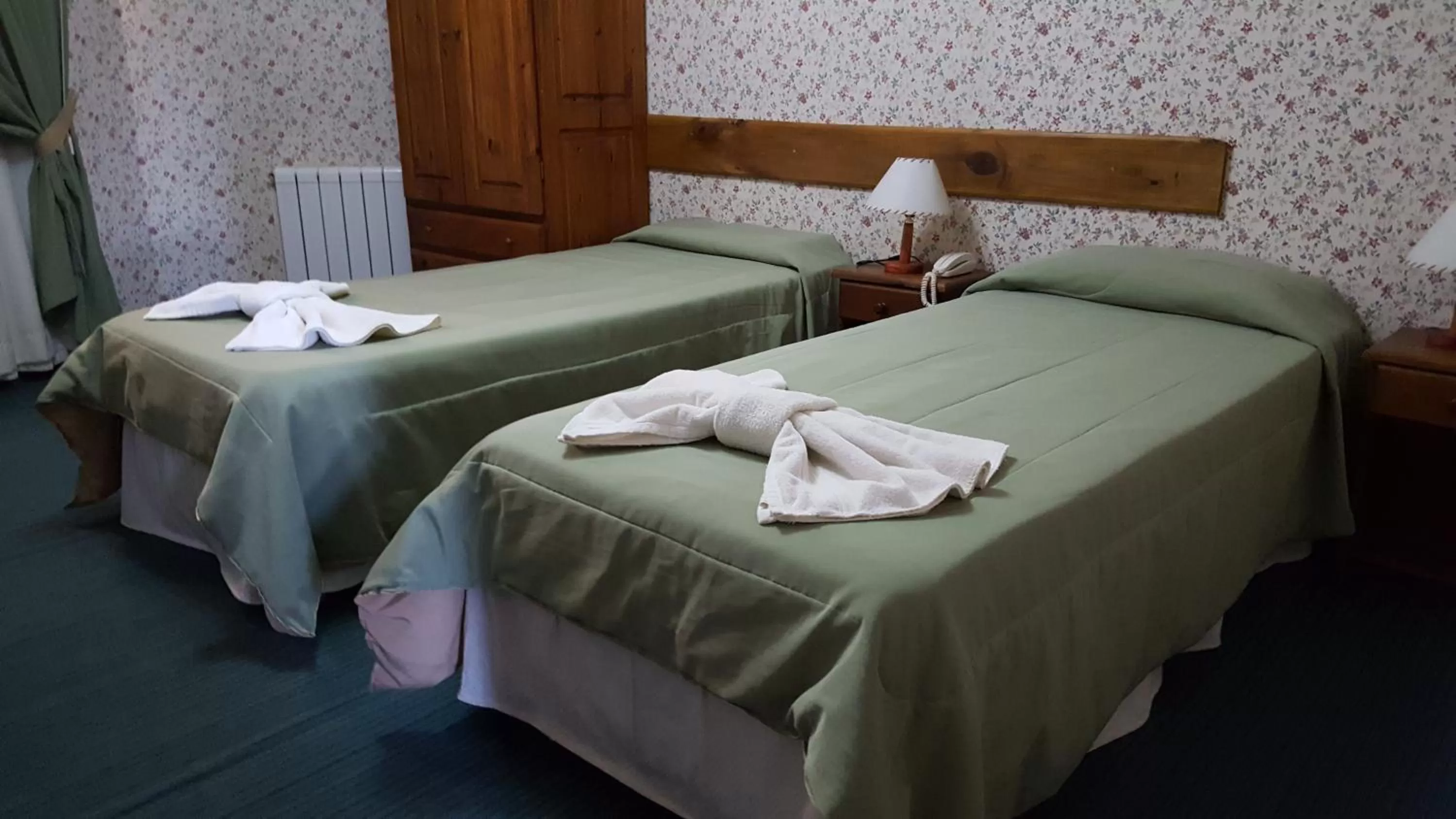 Photo of the whole room, Bed in Hosteria Vientos Del Sur