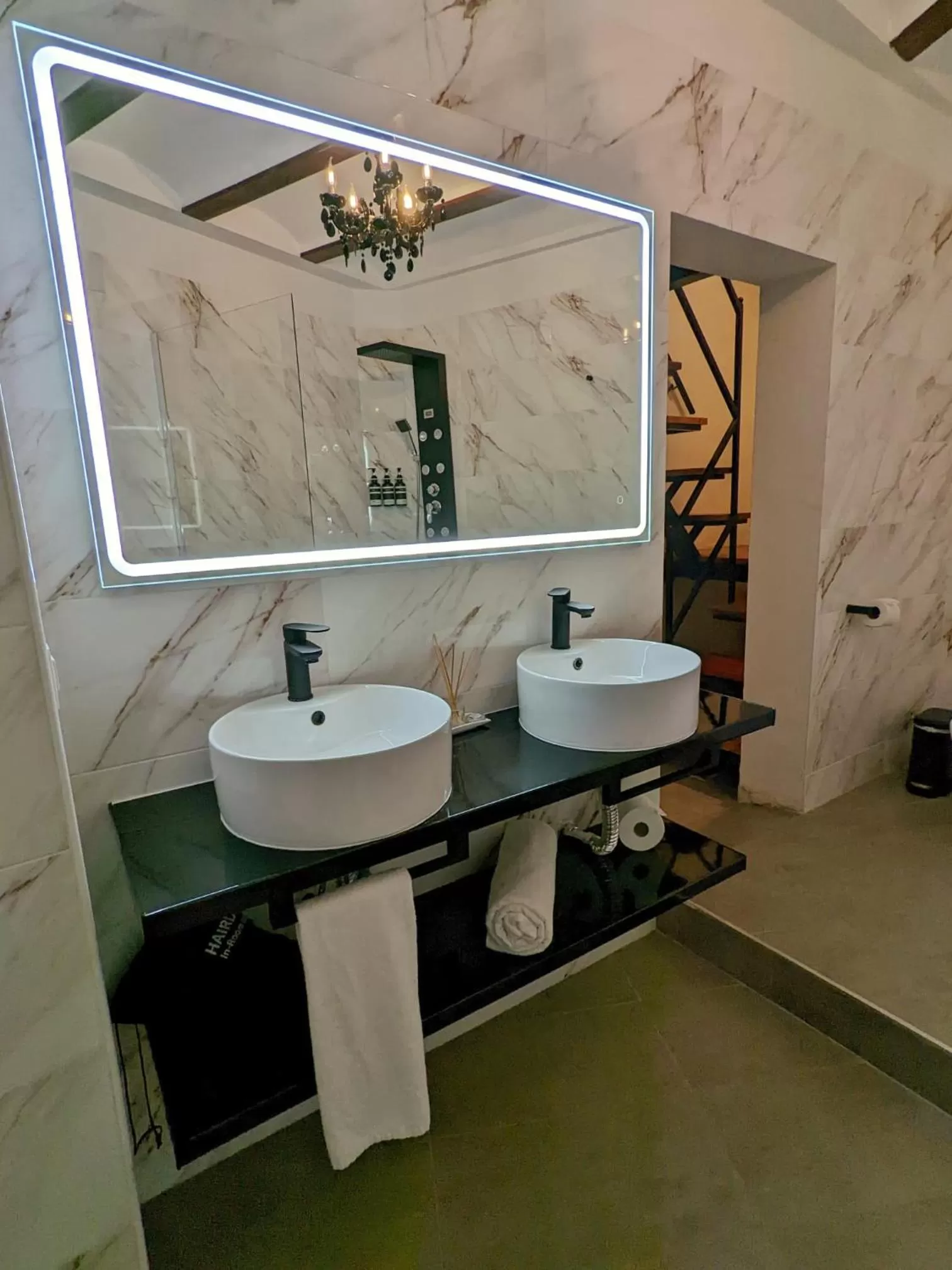 Hot Tub in Catalina Suites