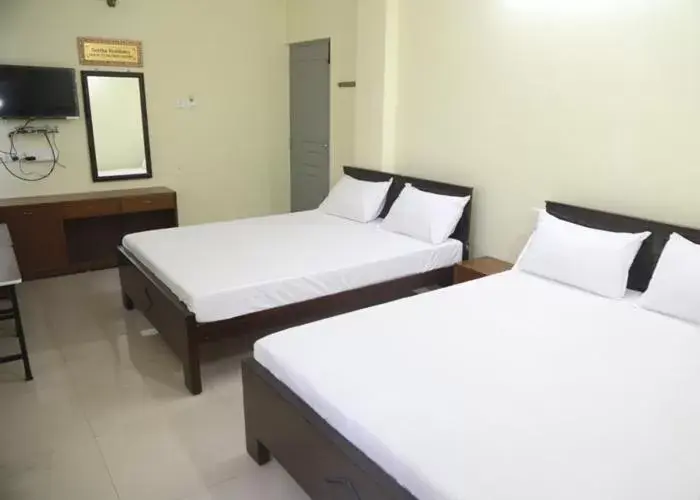 Budget Double or Twin Room in Geetha Residency Budget Double or Twin Room in Geetha Residency