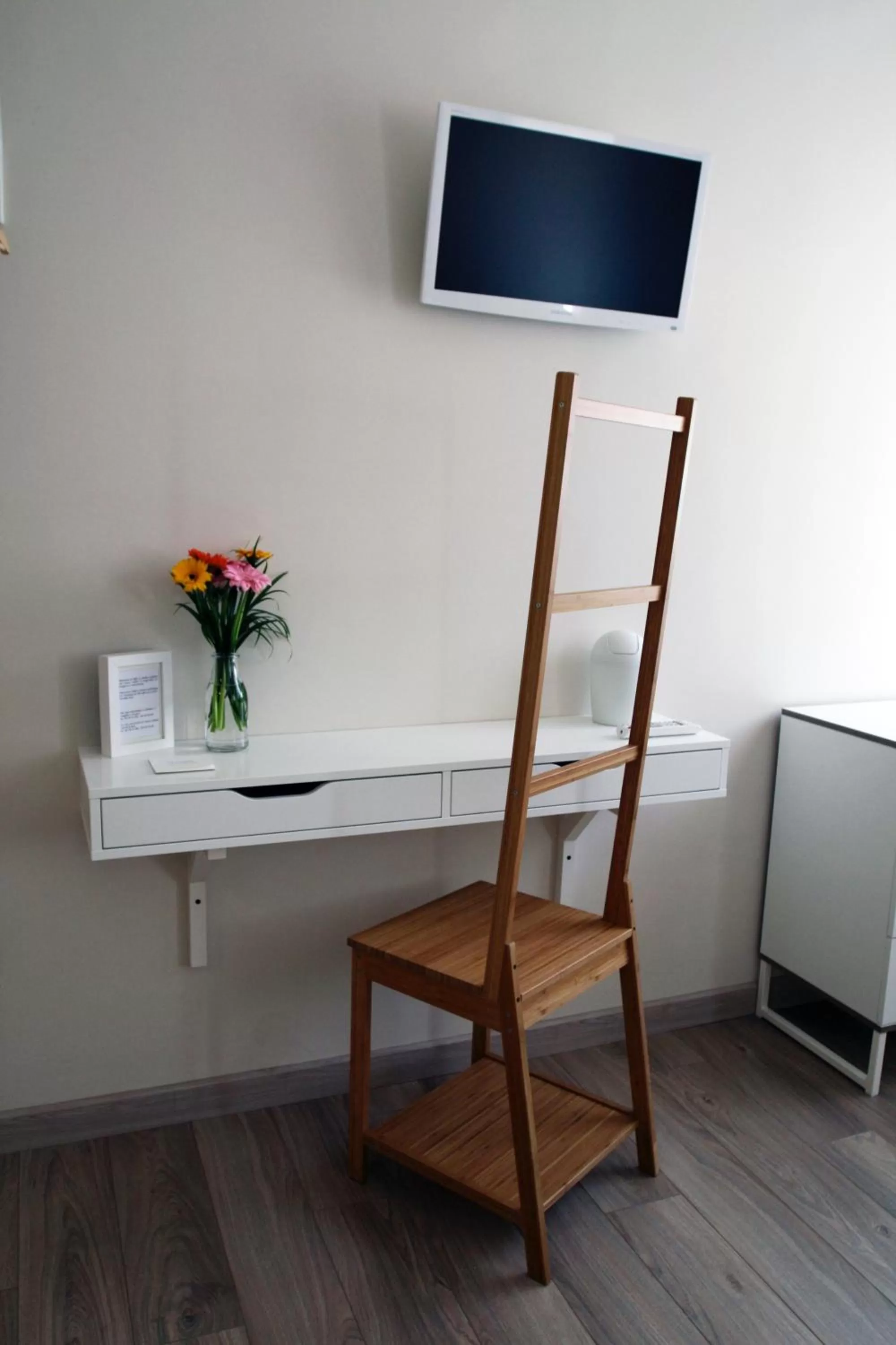 Photo of the whole room in B&B Lo Studio