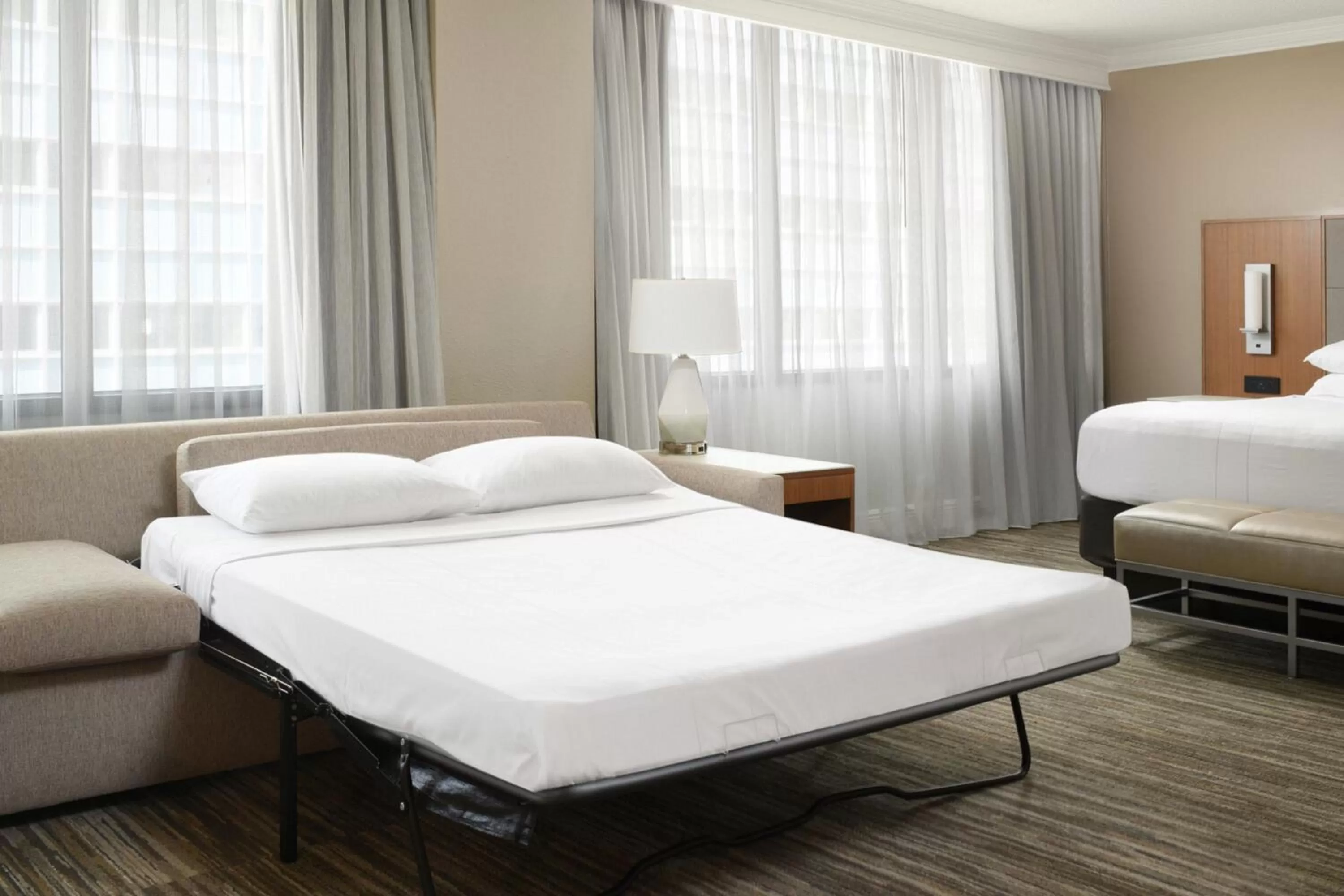 Photo of the whole room, Bed in Houston Marriott Medical Center/Museum District