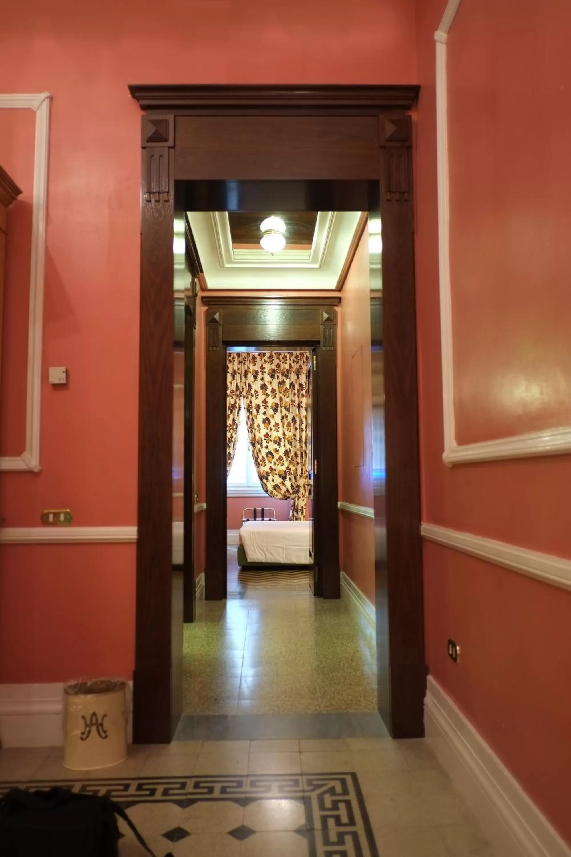 Bedroom in Hotel Albani Firenze